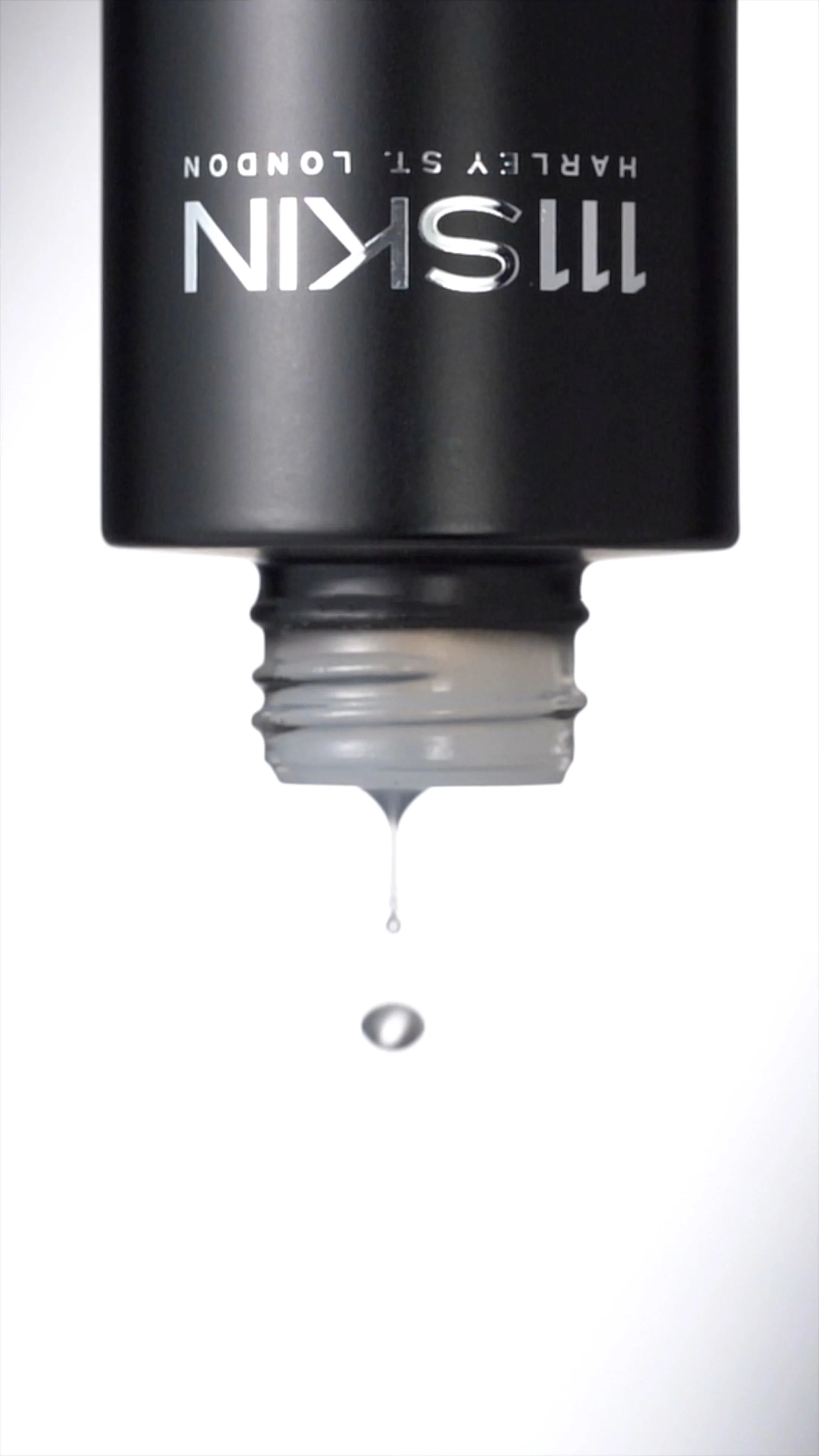 Celestial Black Diamond Brightening Essence - Image 5