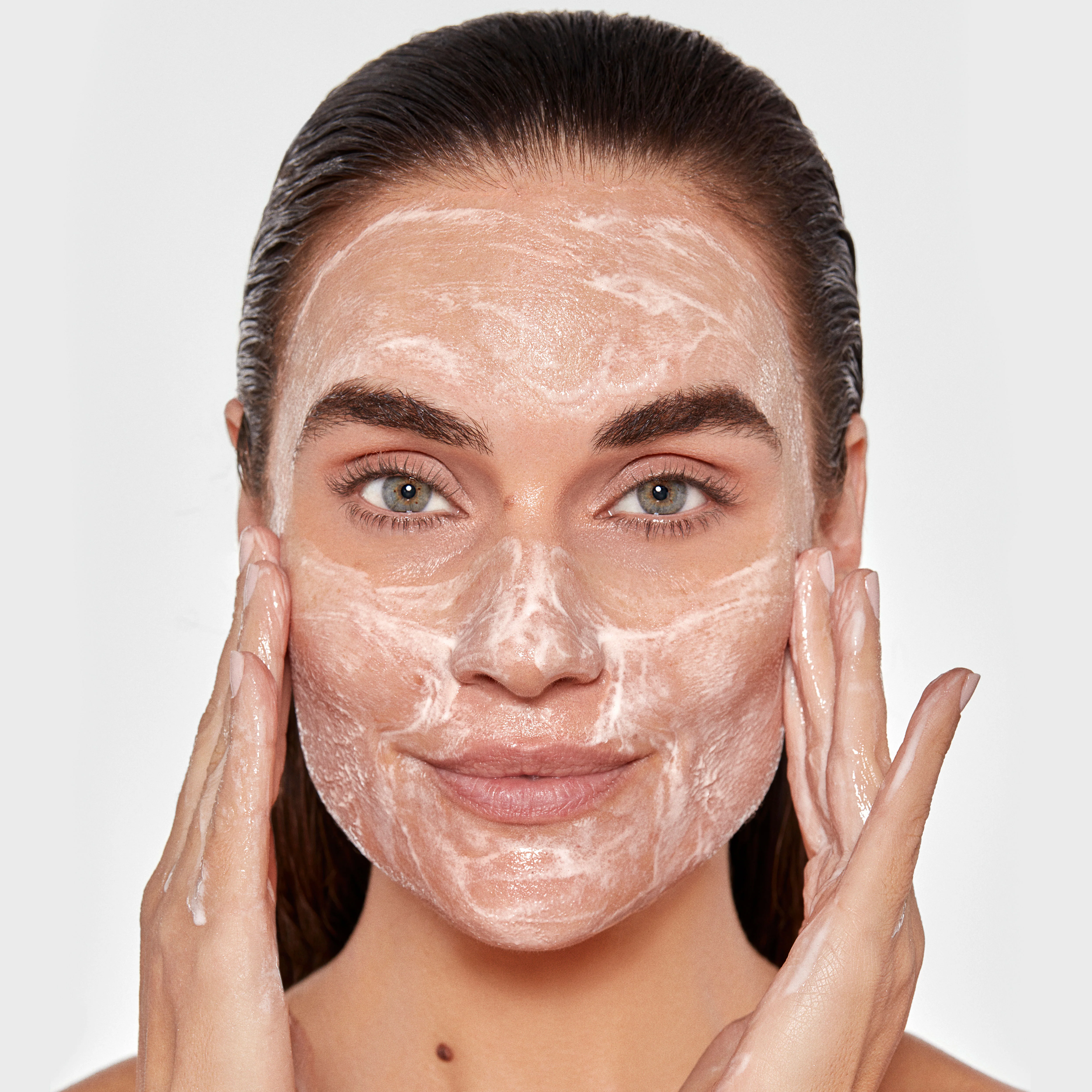 Enzyme Exfoliating Cleanser - Image 3