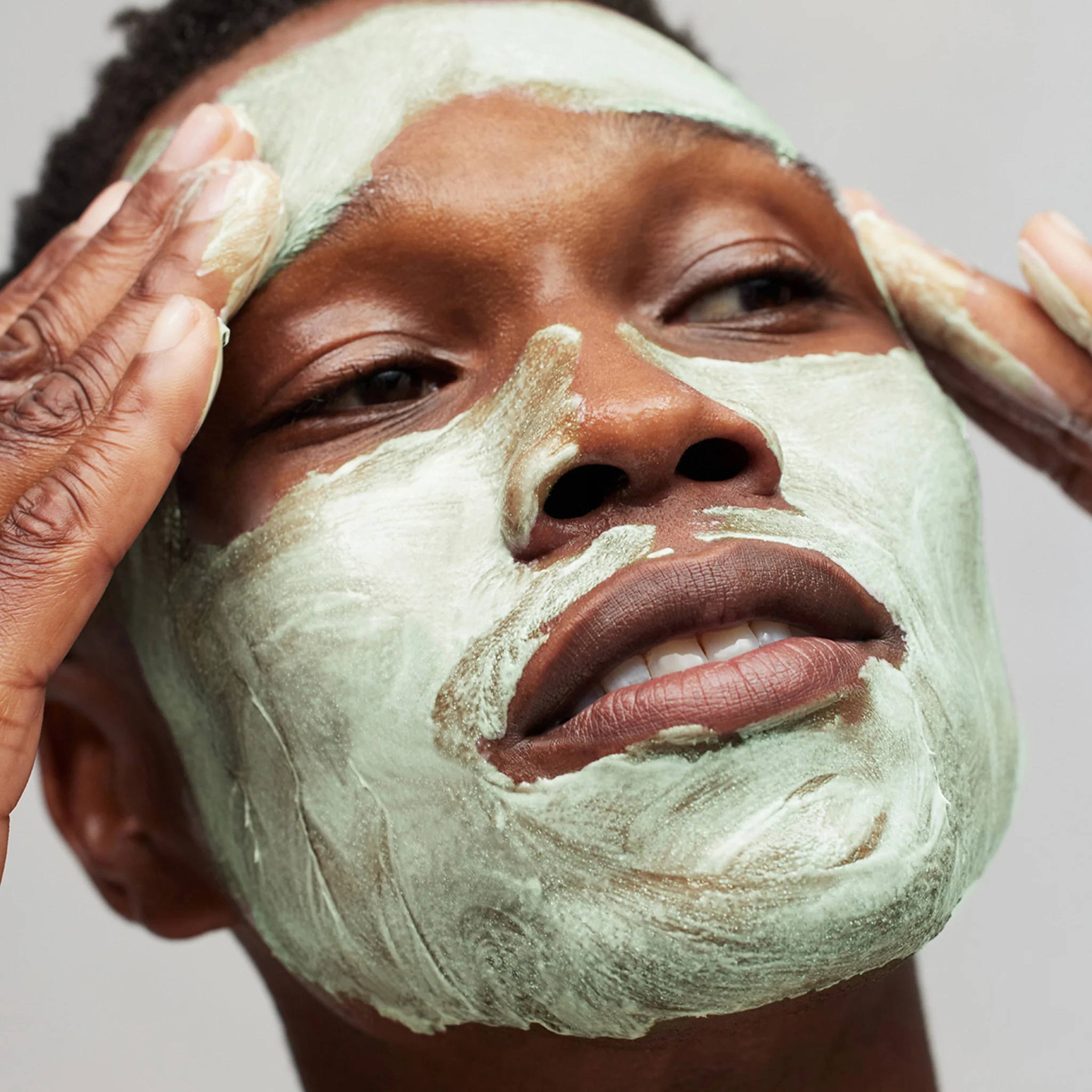 Hydrate and Glow Face Mask - Image 4