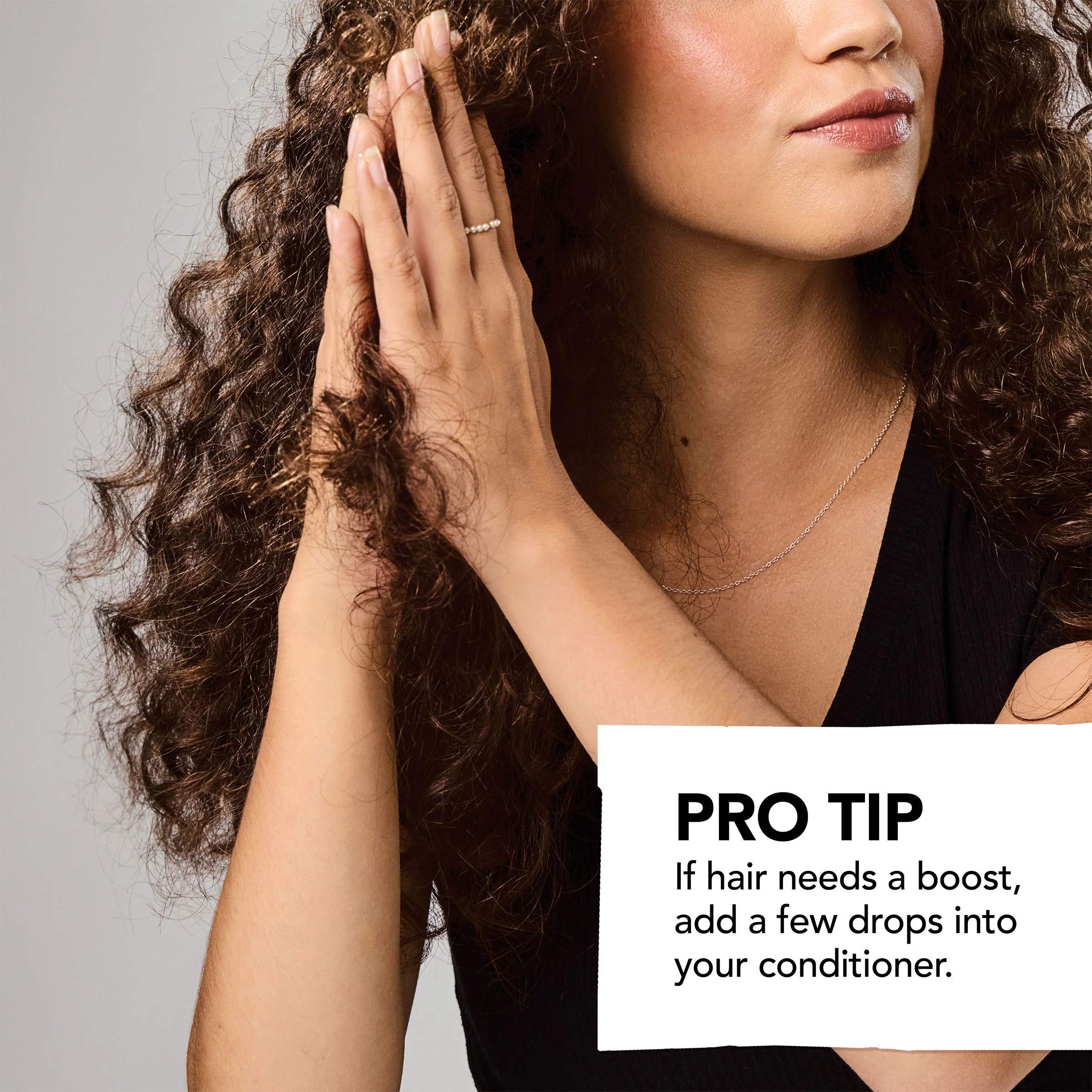 Hairdresser's Invisible Oil Frizz Reducing Hair Oil - Image 7
