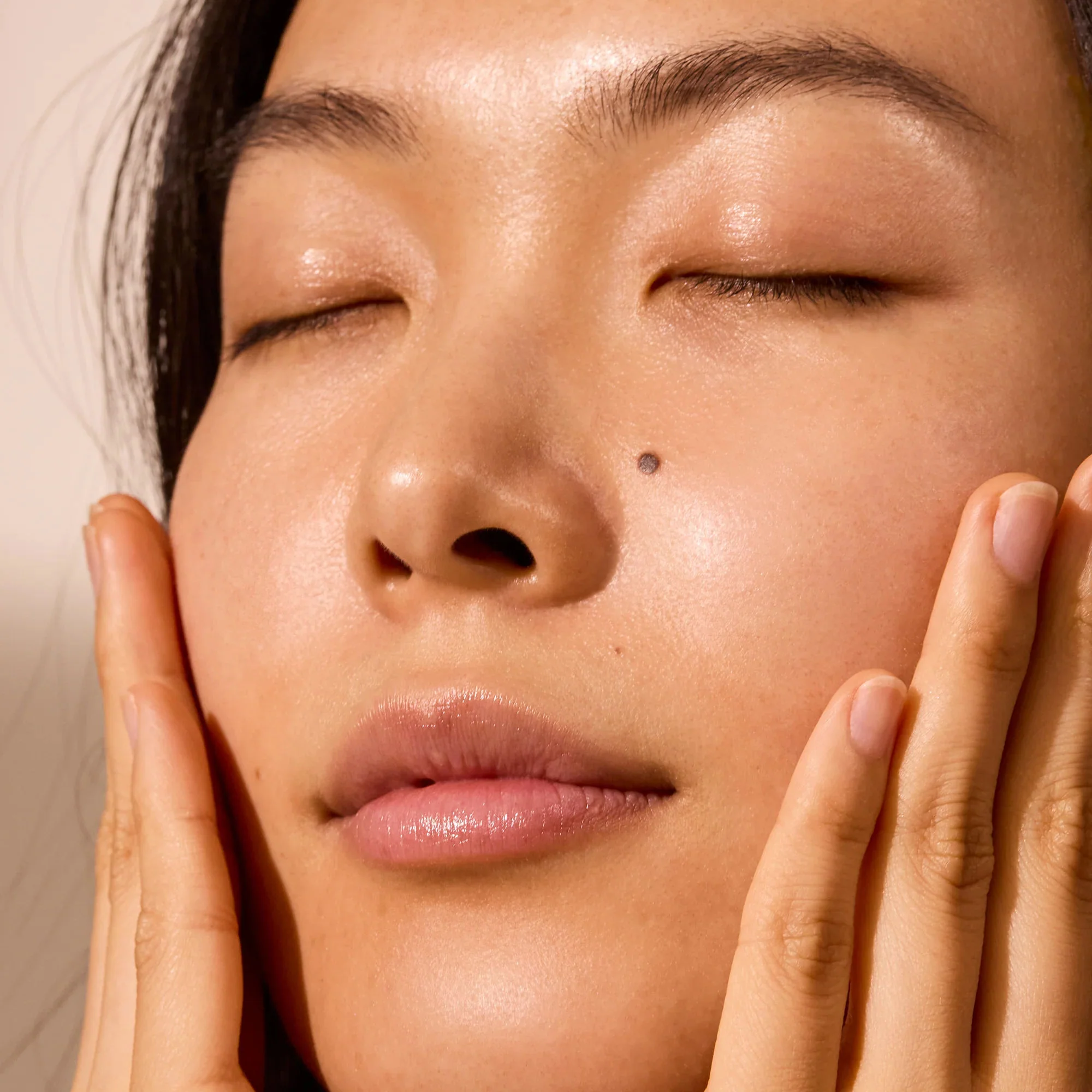24K Gold Essence Intense - Image 3