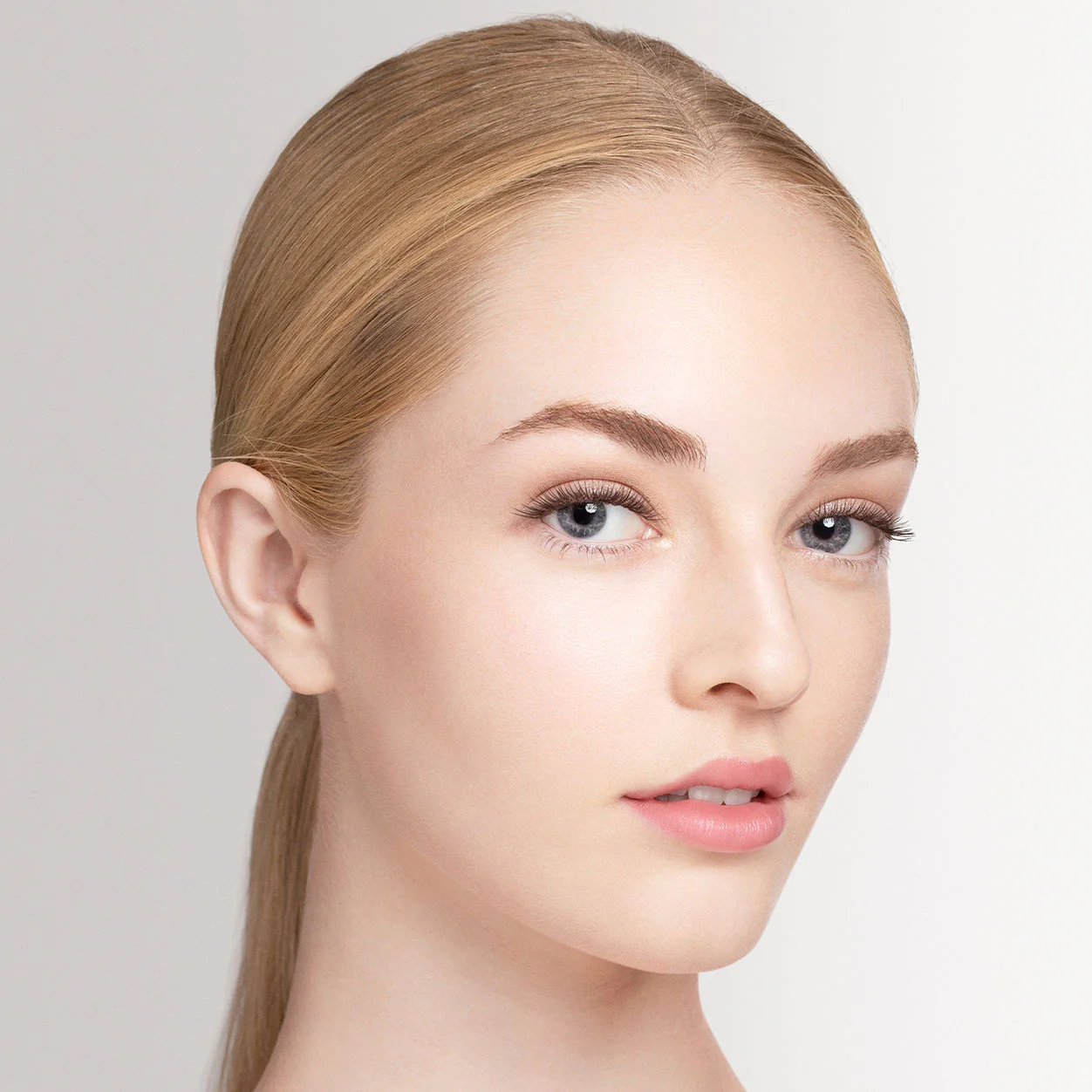 Future Skin Cushion Skincare Foundation - Image 6