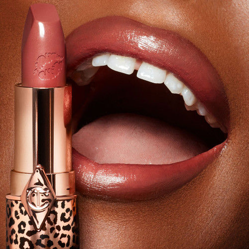 Hot Lips 2 - Image 12