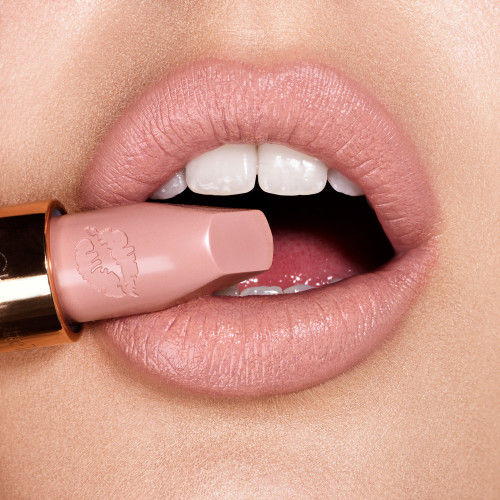 Hot Lips - Image 6