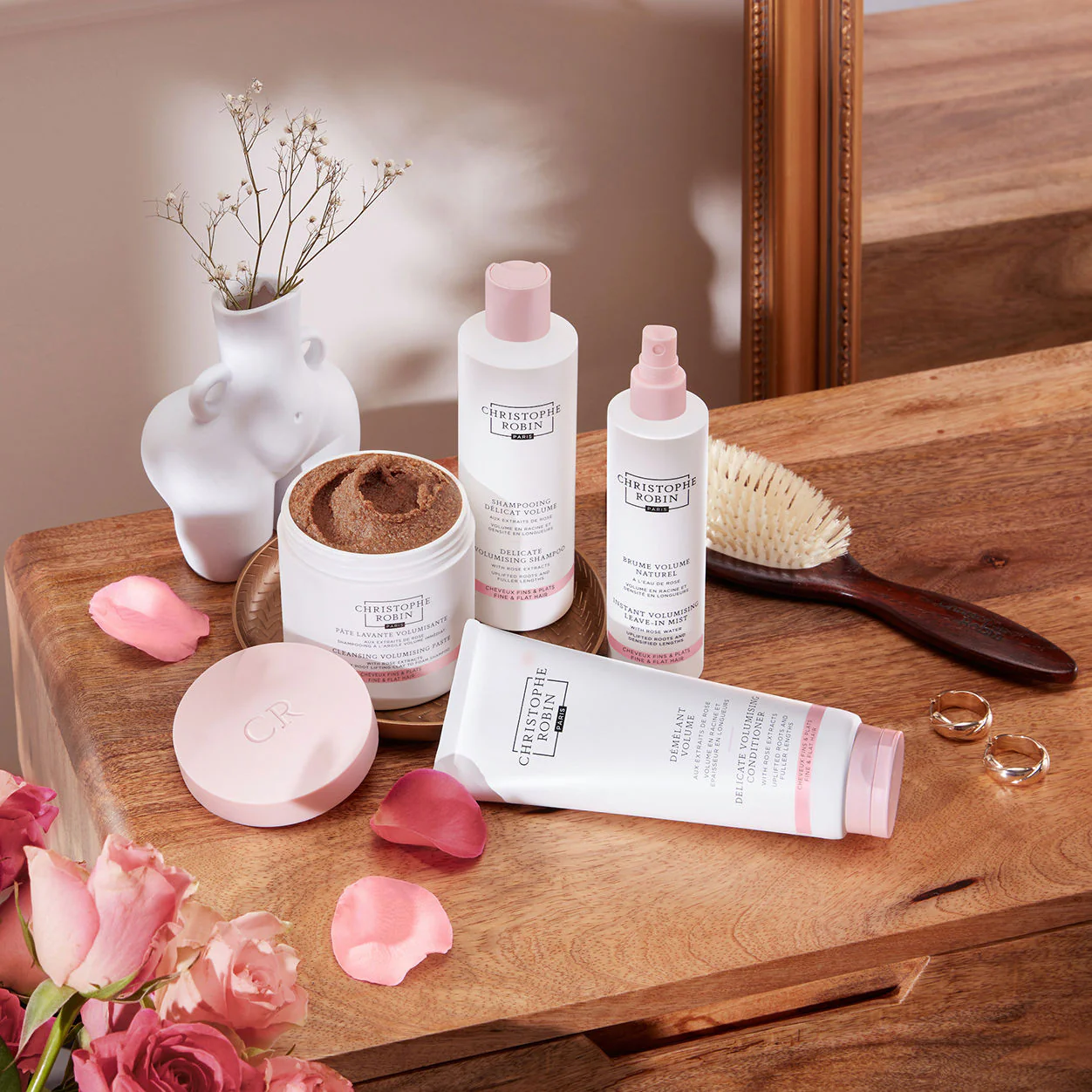 Delicate Volumising Shampoo with Rose Extracts - Image 7