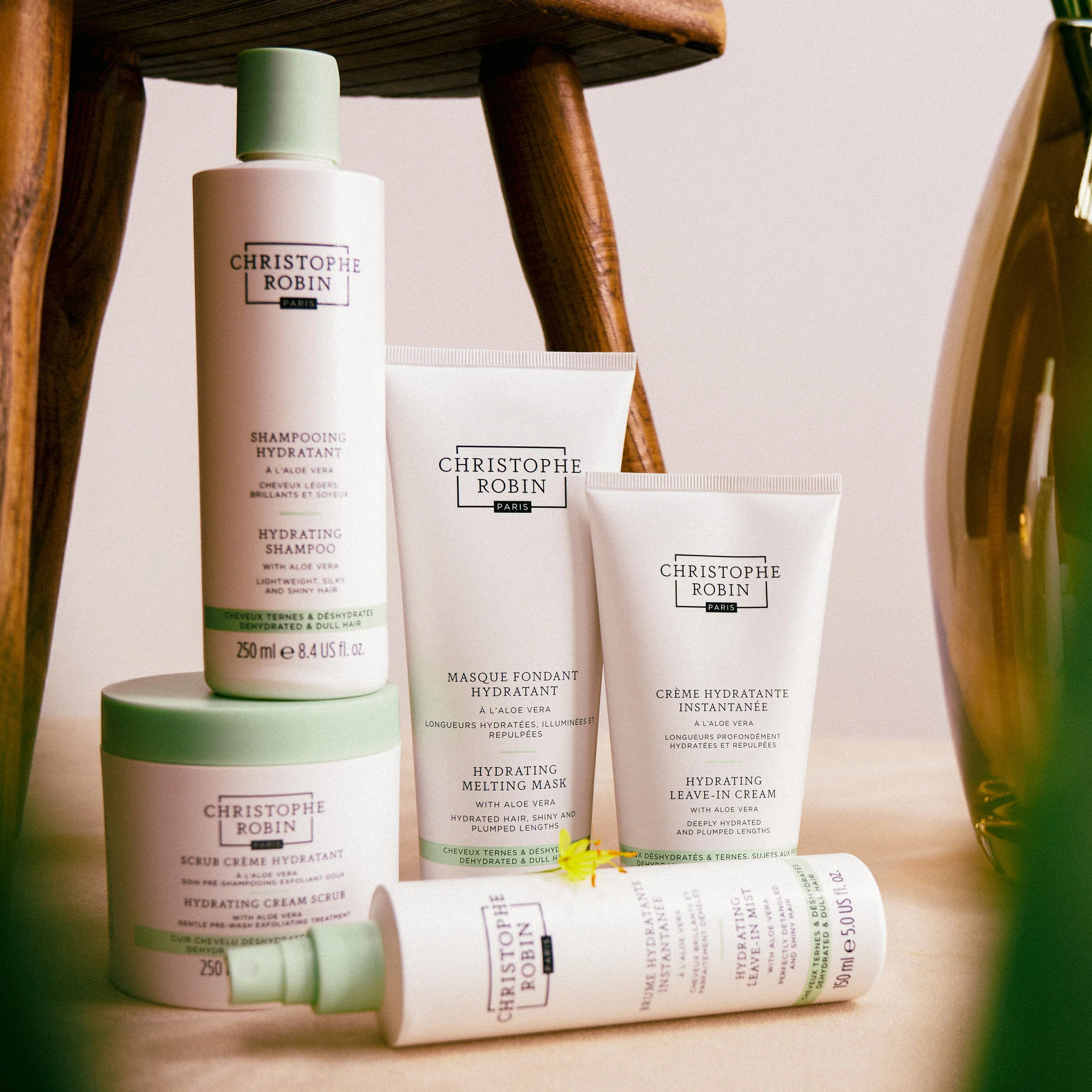 Hydrating Shampoo With Aloe Vera - Image 4