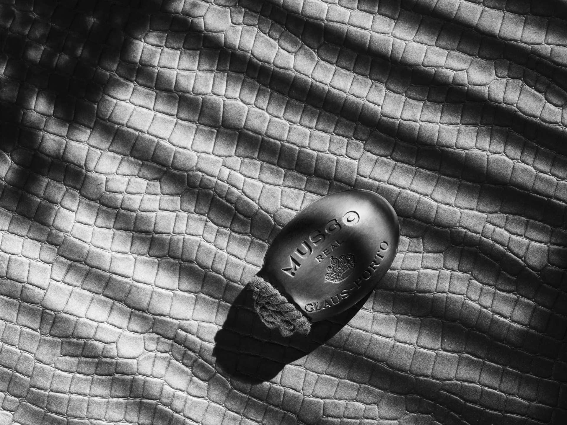 Musgo Real Soap On A Rope Black Edition - Image 2