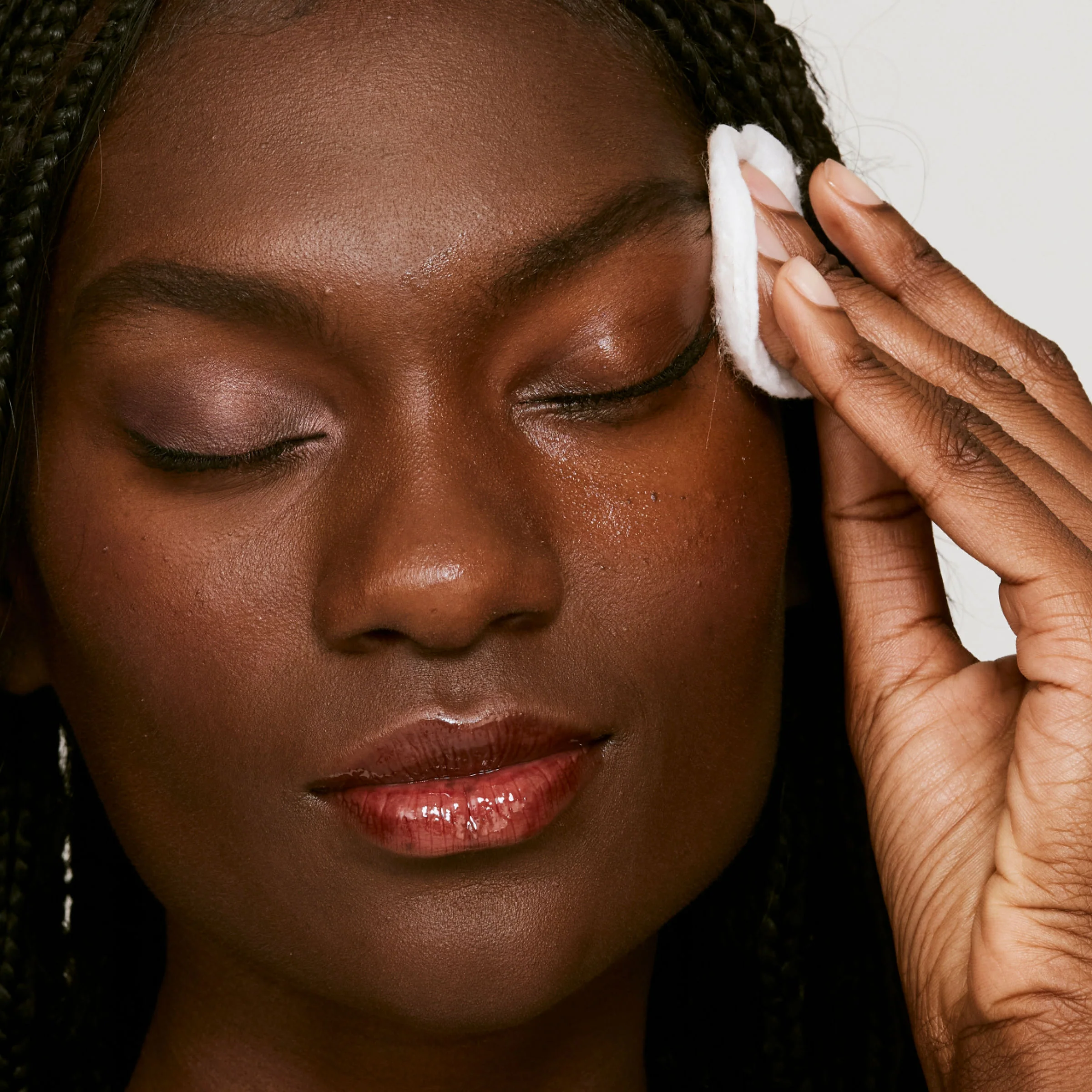 Take The Day Off Makeup Remover For Lids, Lashes and Lips - Image 2