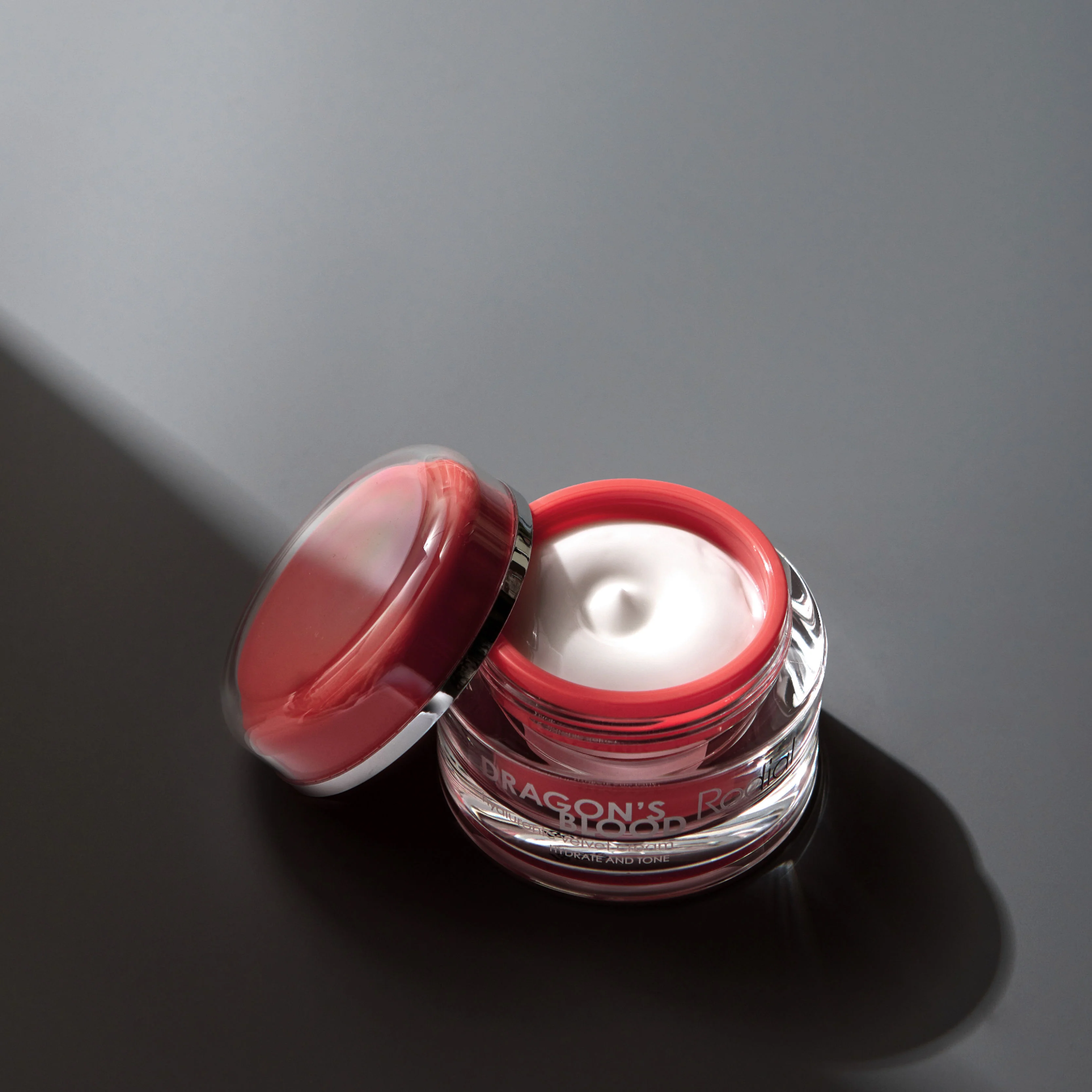 Dragon's Blood Hydration Heroes Exclusive Kit - Image 7