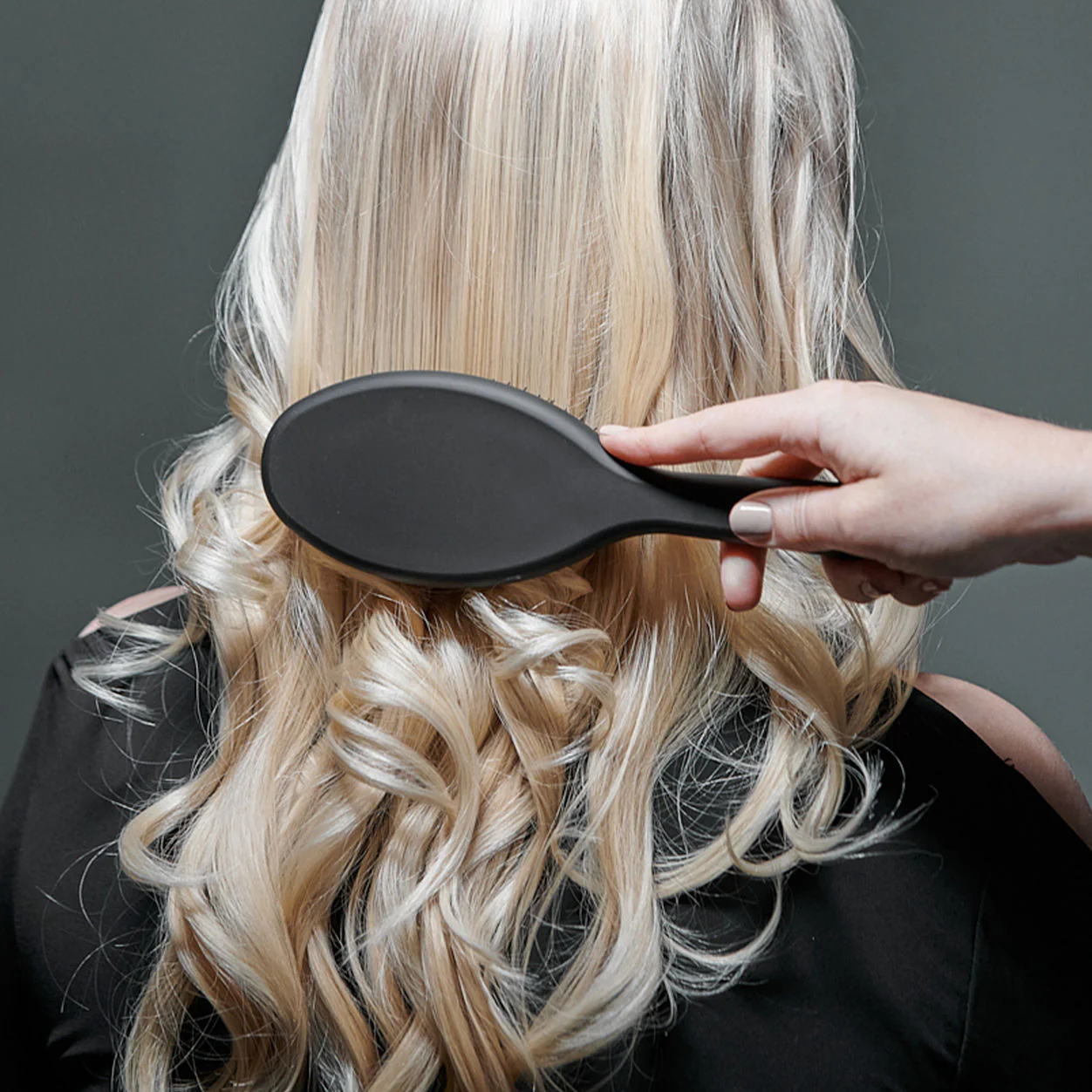 Oval Dressing Brush - Image 5