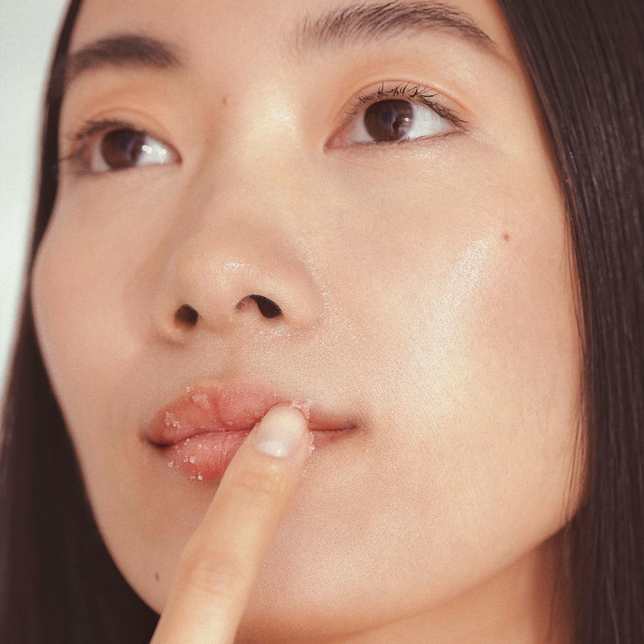 Nordic Berries Lip Exfoliator - Image 2