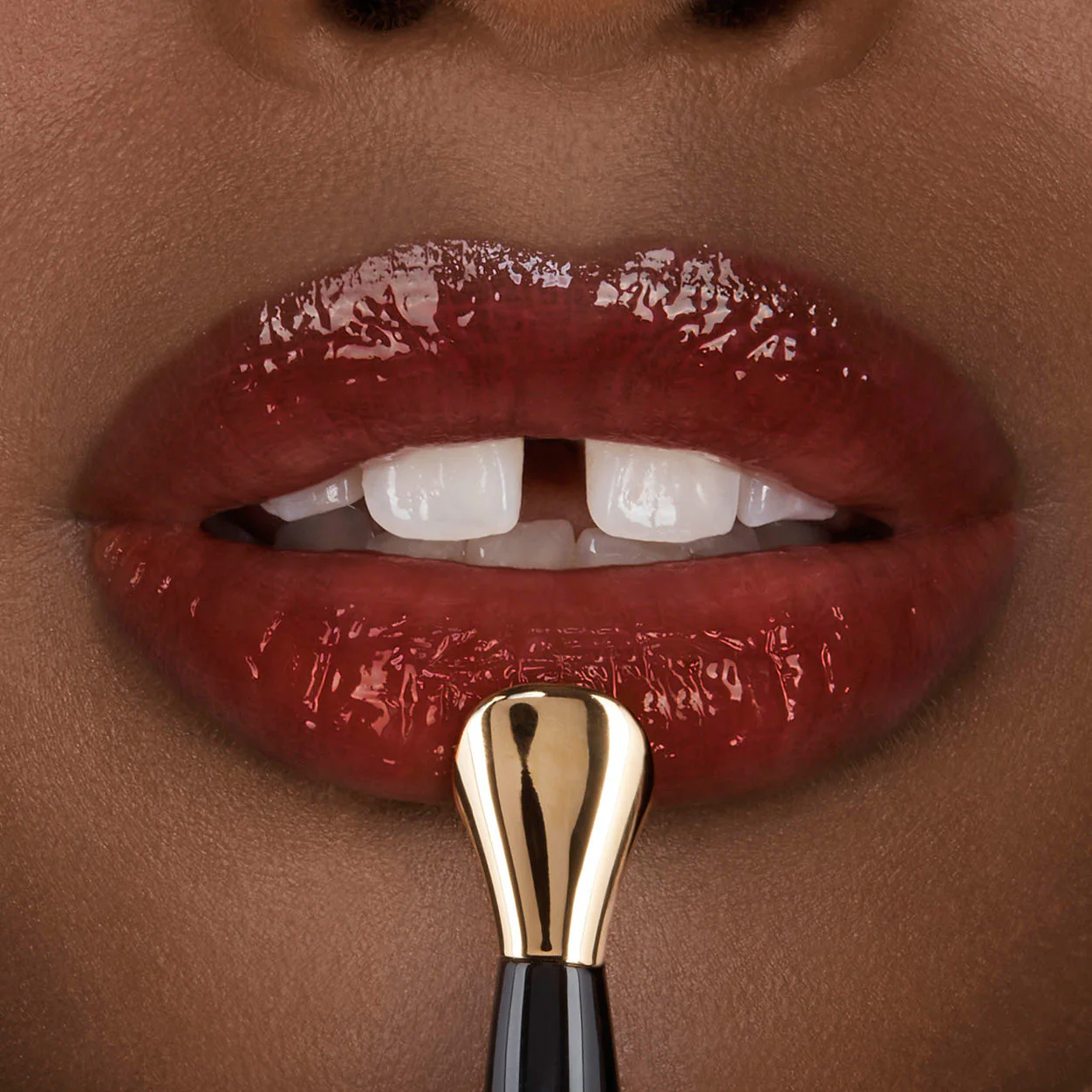 No. 28 Lip Treatment Oil - Image 13