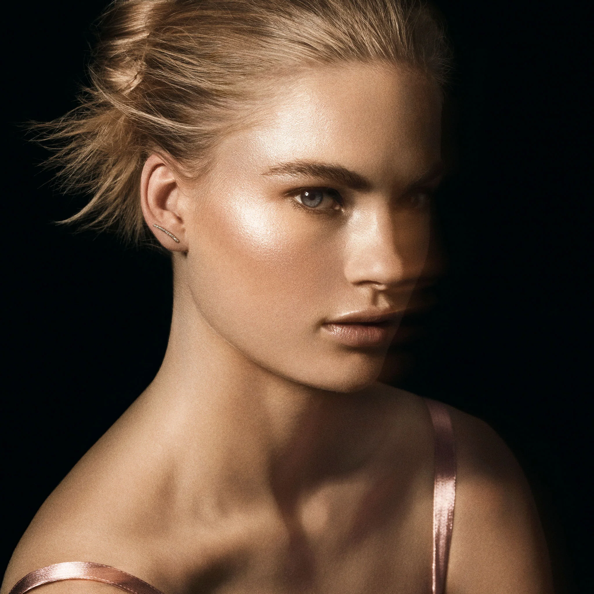 Vanish Flash Highlighting Stick - Image 16