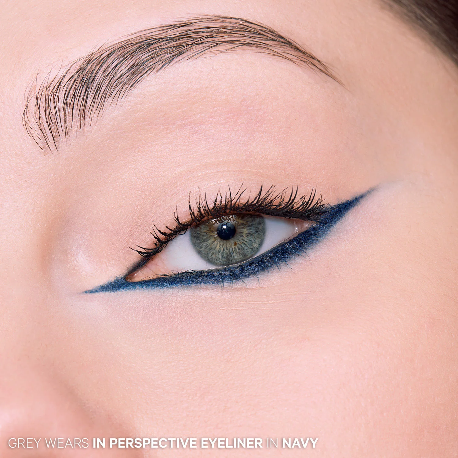 In Perspective Eyeliner Pencil - Image 5
