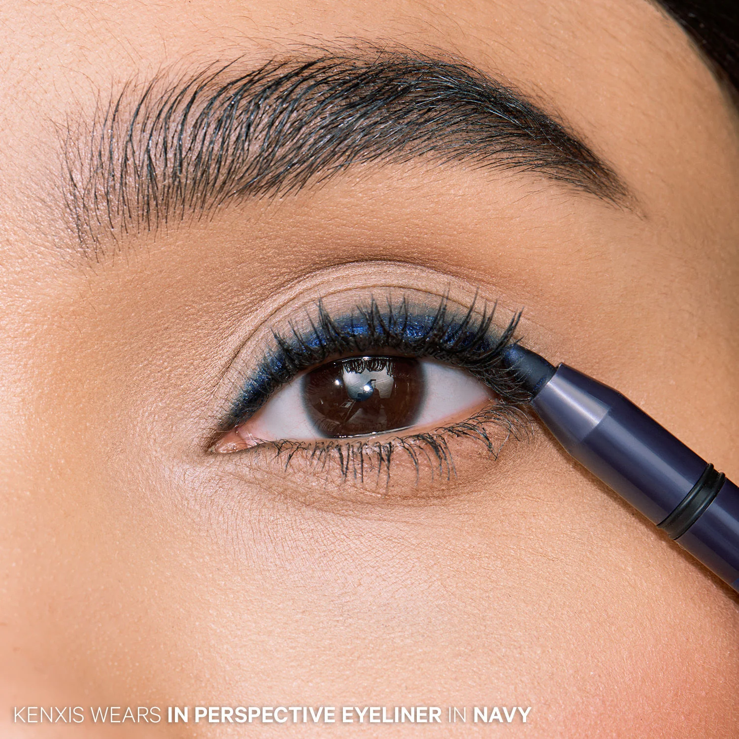 In Perspective Eyeliner Pencil - Image 7