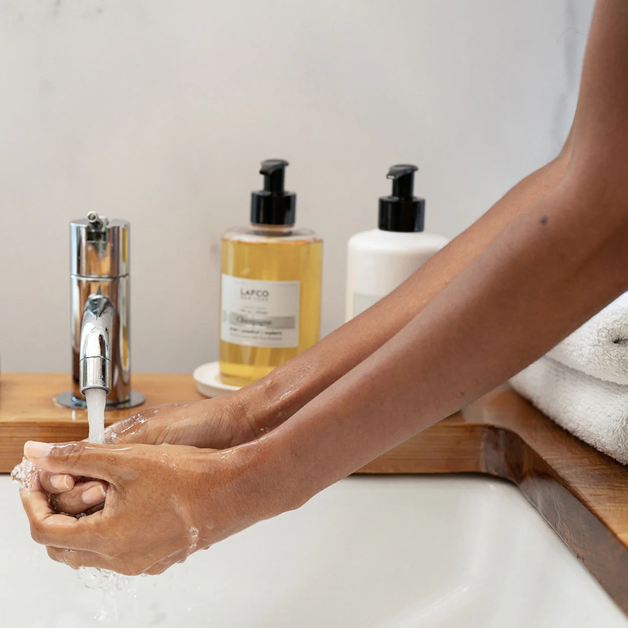 Champagne Liquid Soap - Image 11