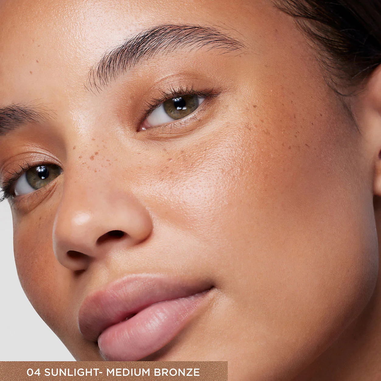 Tinted Moisturizer Bronzer - Image 4