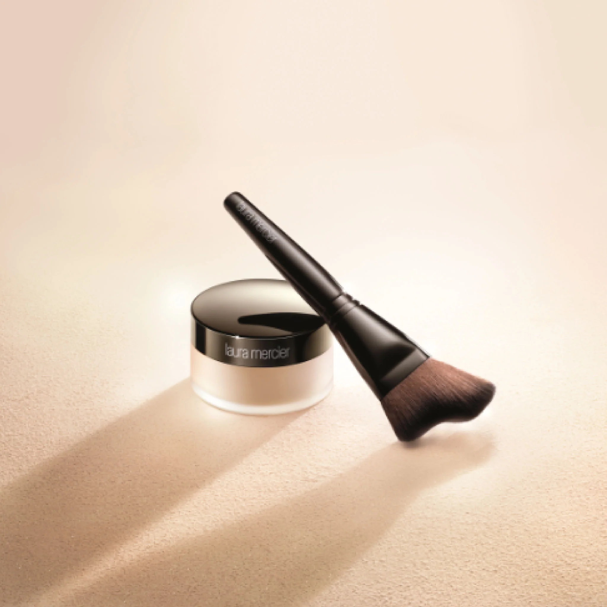 Translucent Loose Setting Powder Glow - Image 7
