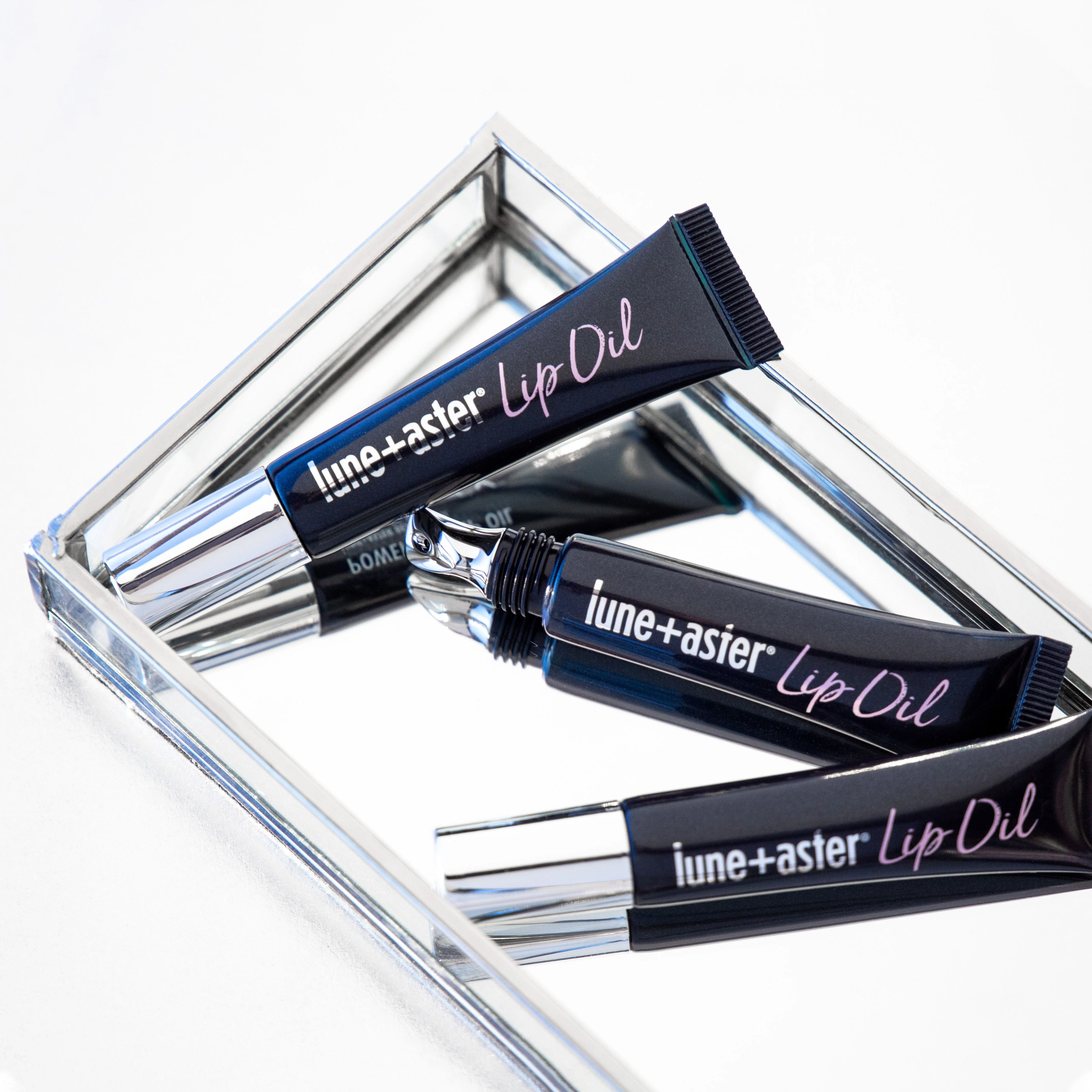 PowerLips Lip Oil - Image 9