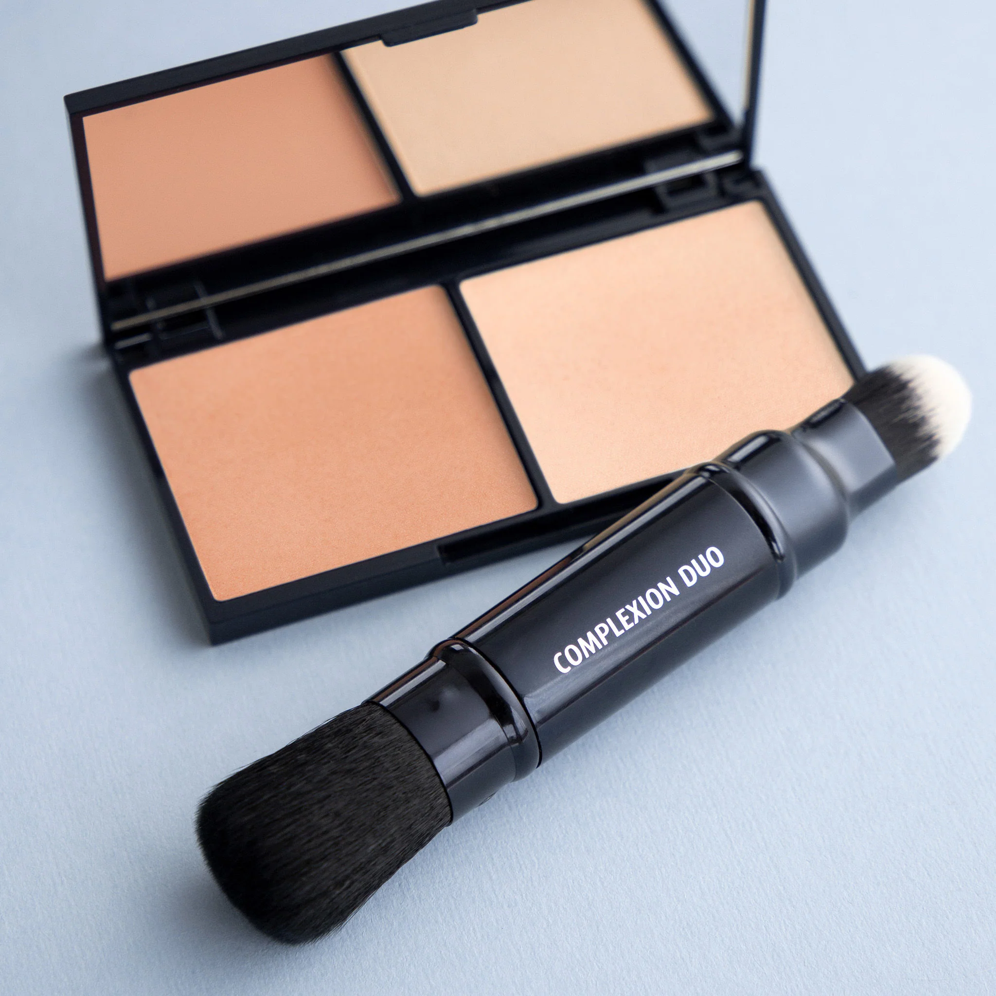 Complexion Duo Brush - Image 6