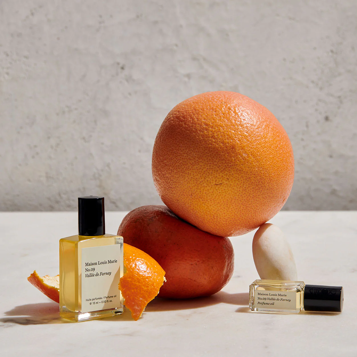 No.09 Vallée de Farney Perfume Oil - Image 2