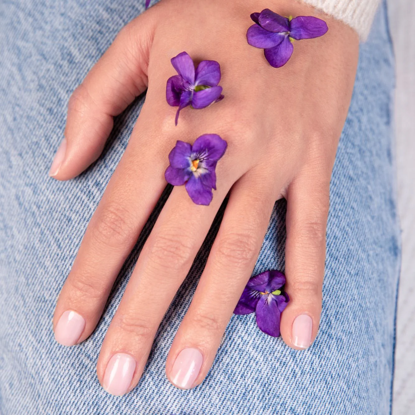 Green Natural Nail Polish - Image 18