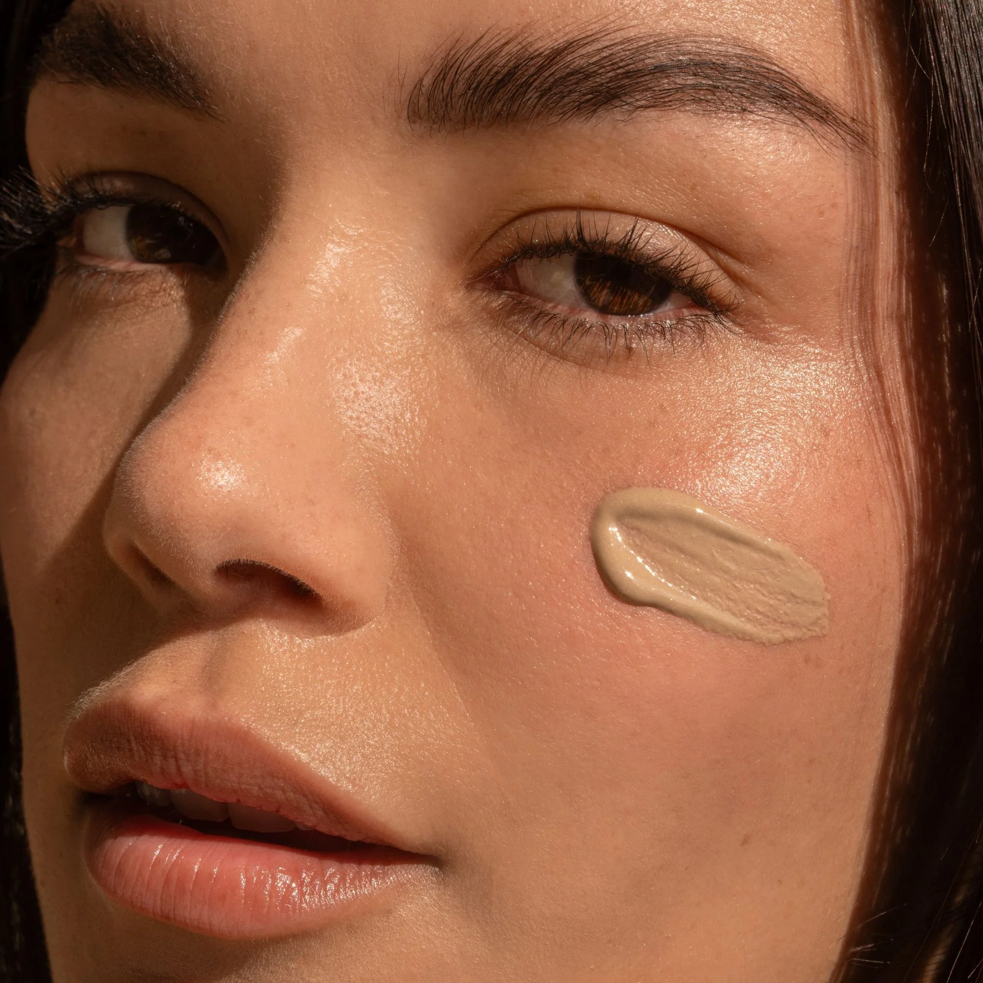 Brightening Sunscreen Minerals Broad Spectrum SPF 30 Gel-Cream - Image 8