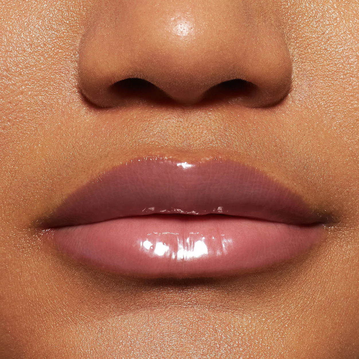 Glisten Up Lip Gloss - Image 18