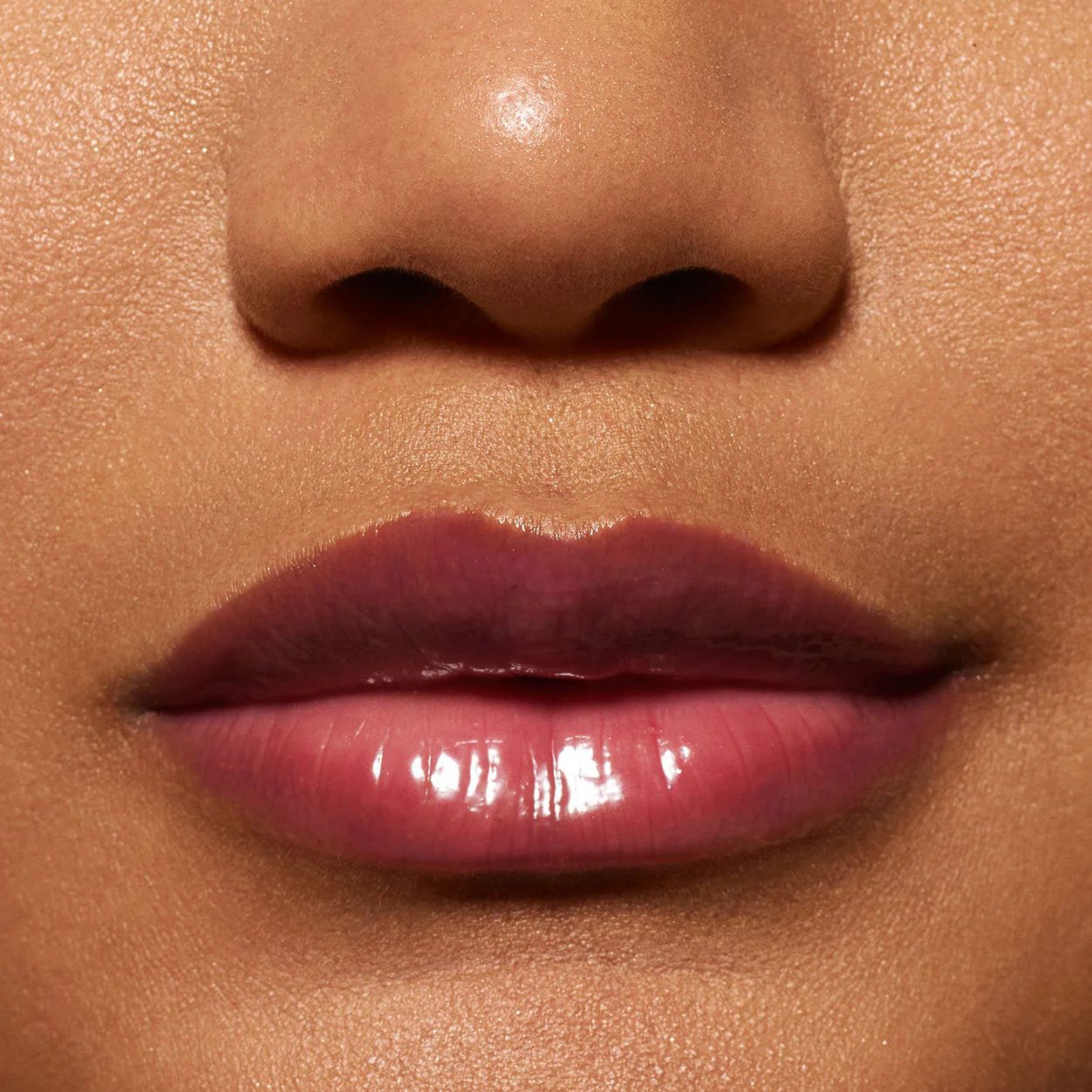 Glisten Up Lip Gloss - Image 28