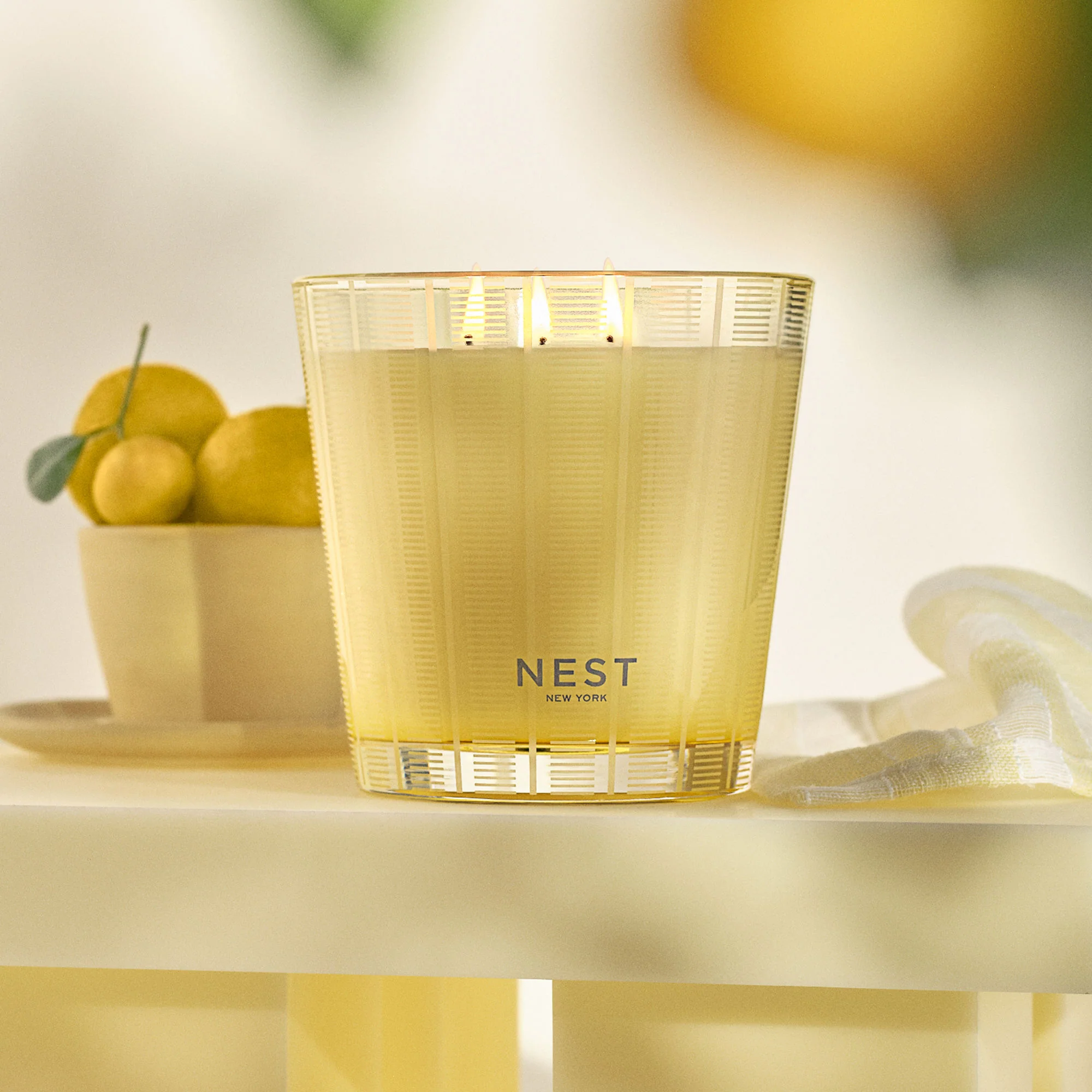 Sunlit Yuzu & Neroli Candle - Image 12