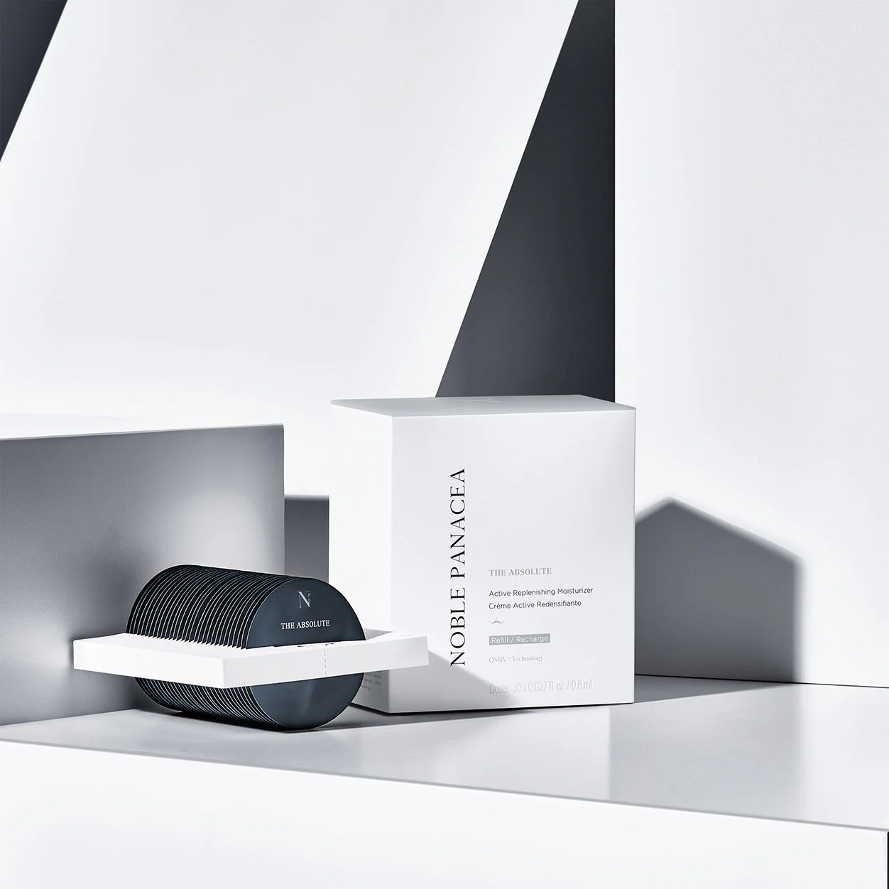 The Absolute Active Replenishing Moisturizer Refill - Image 4