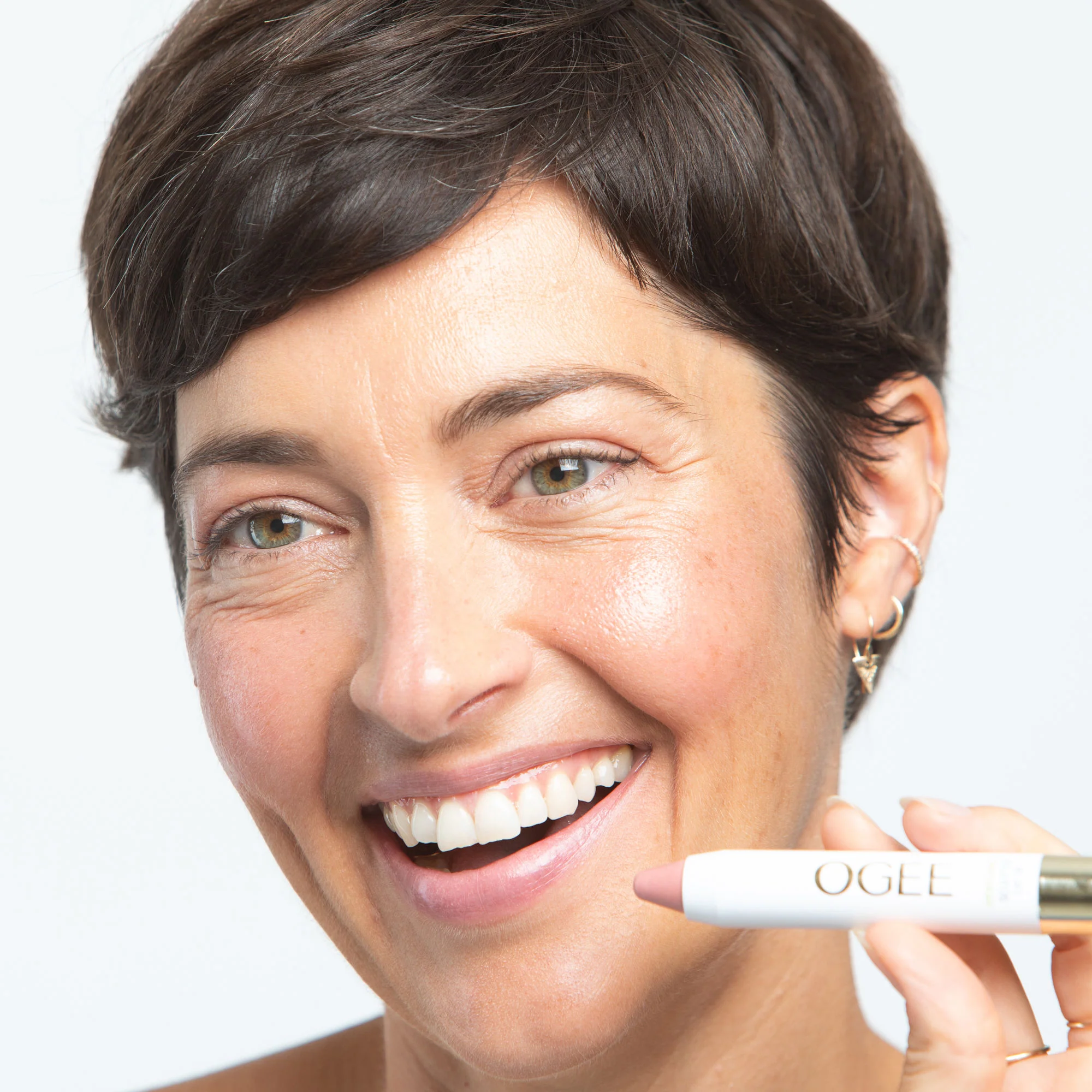 Tinted Sculpted Lip Oil - Image 9