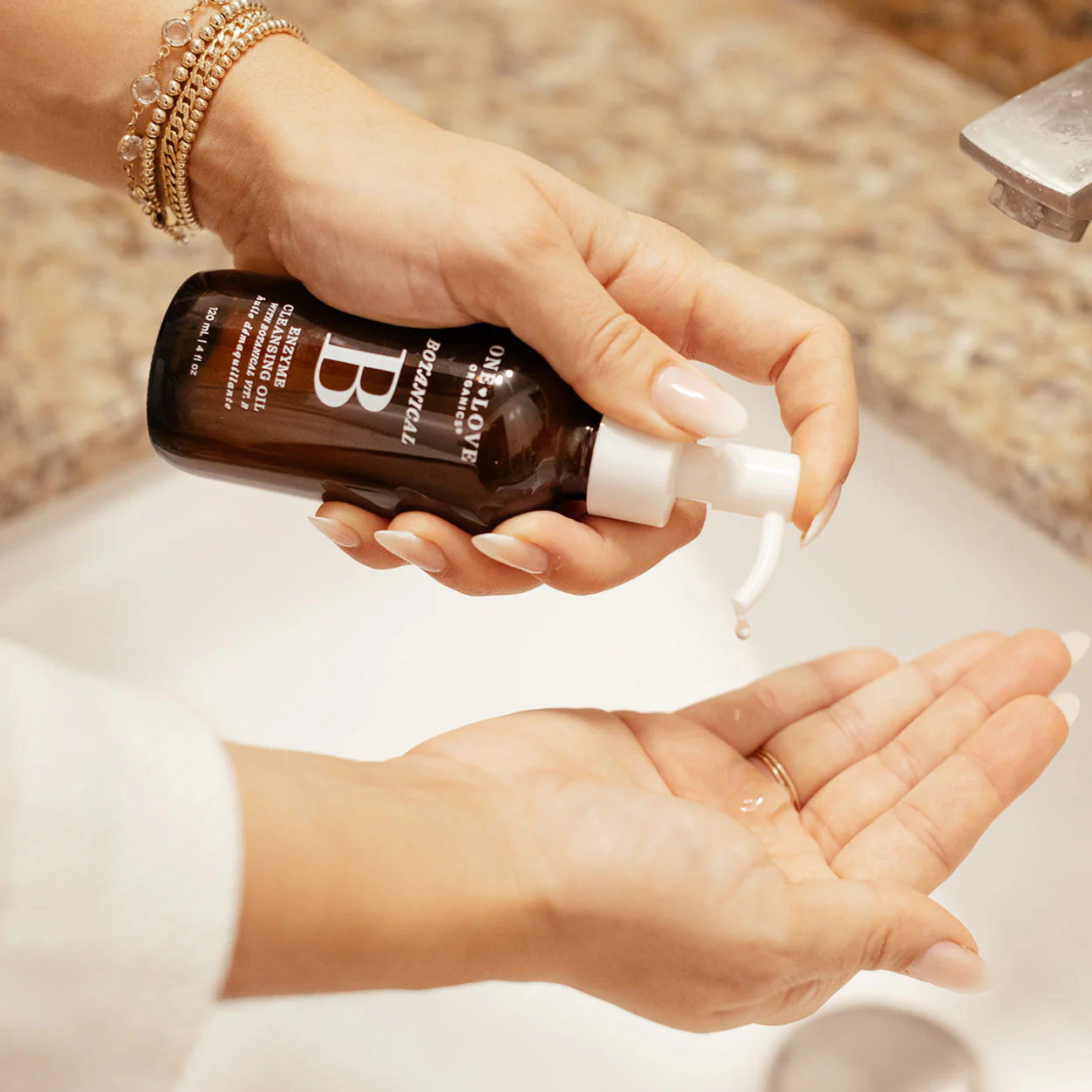 Botanical B Enzyme Cleansing Oil - Image 6