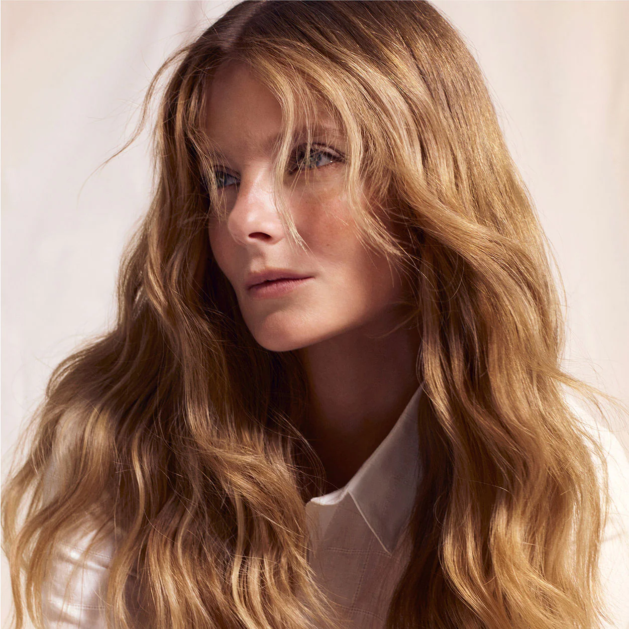 Serene Scalp Oil Control Dry Shampoo Powder - Image 5