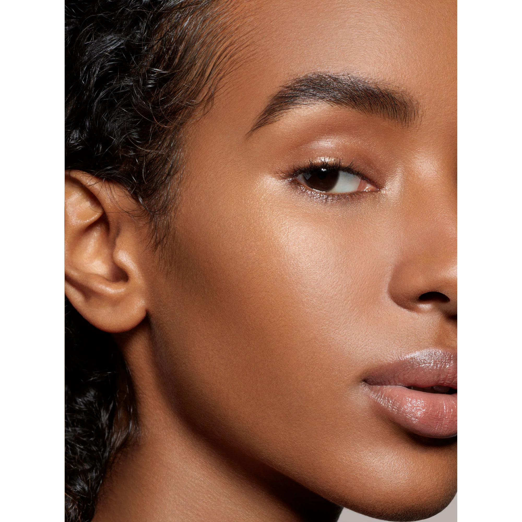 Sublime Perfection Full Coverage Concealer - Image 105