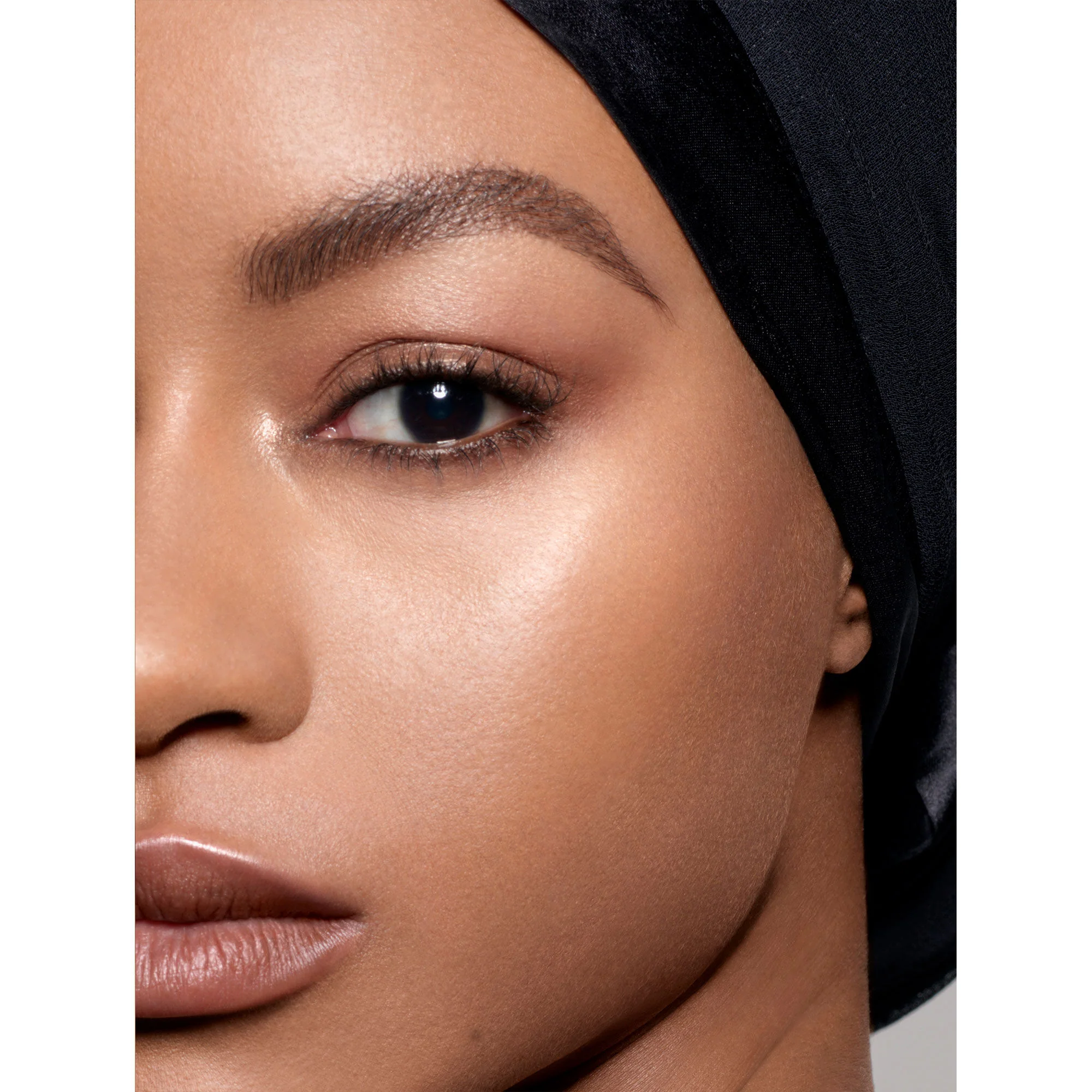 Sublime Perfection Full Coverage Concealer - Image 145