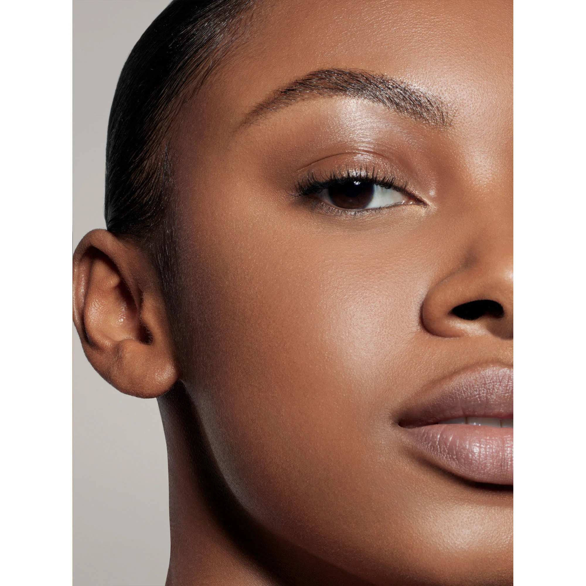 Sublime Perfection Full Coverage Concealer - Image 25