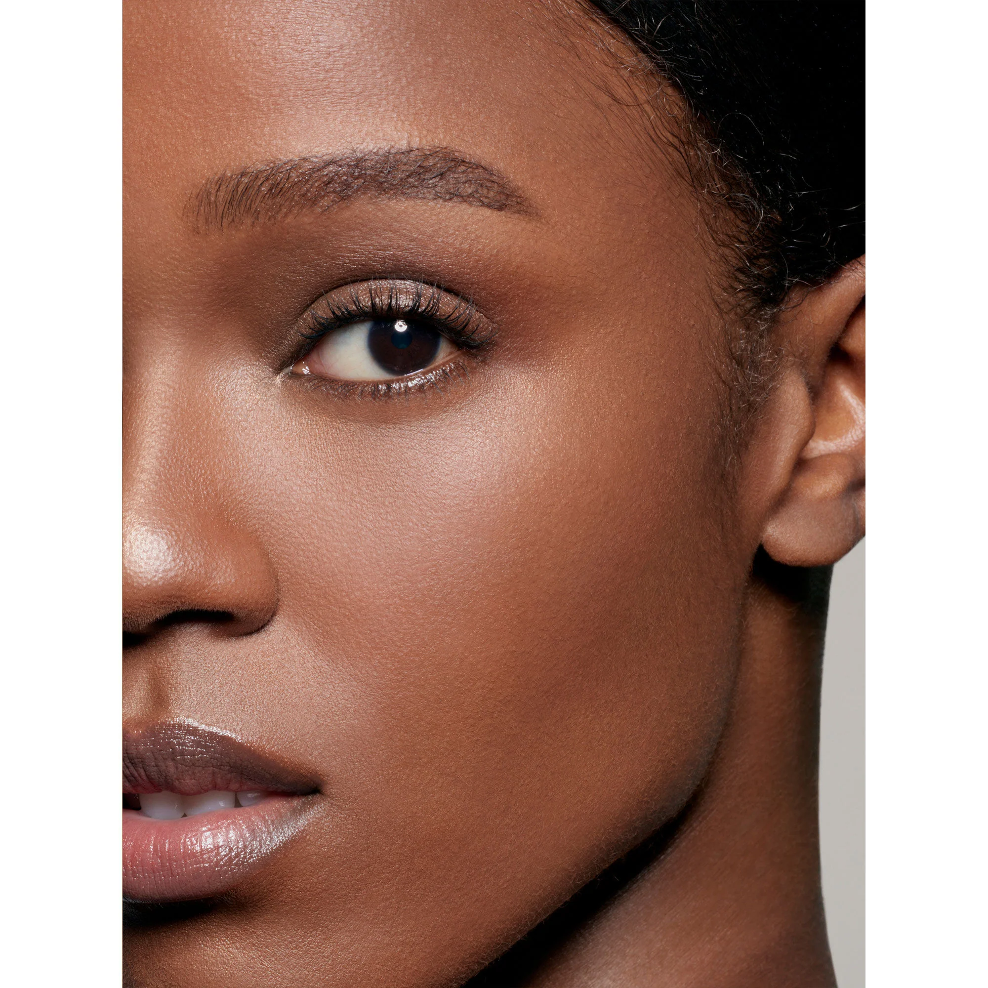 Sublime Perfection Full Coverage Concealer - Image 69