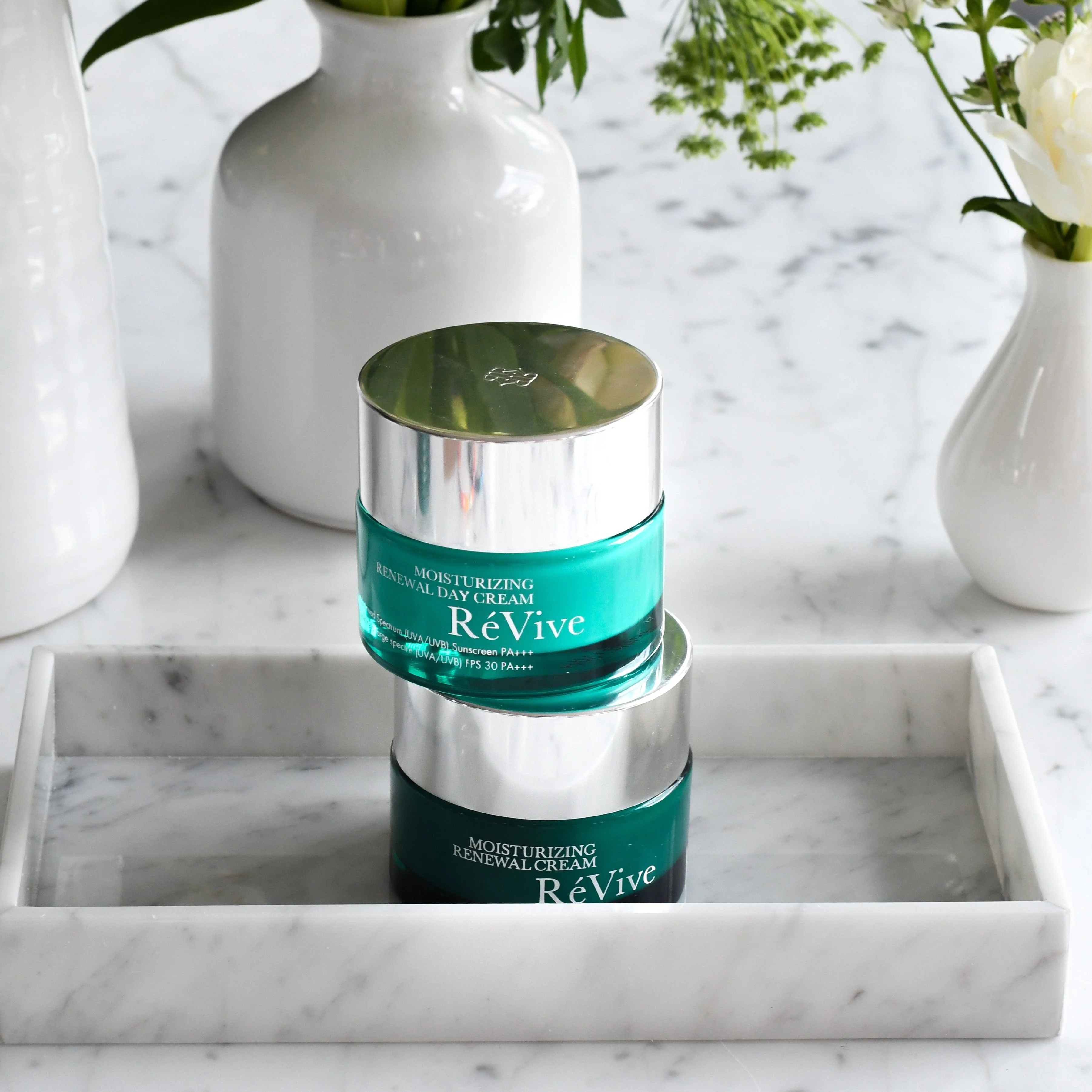 Moisturizing Renewal Day Cream SPF 30 - Image 2