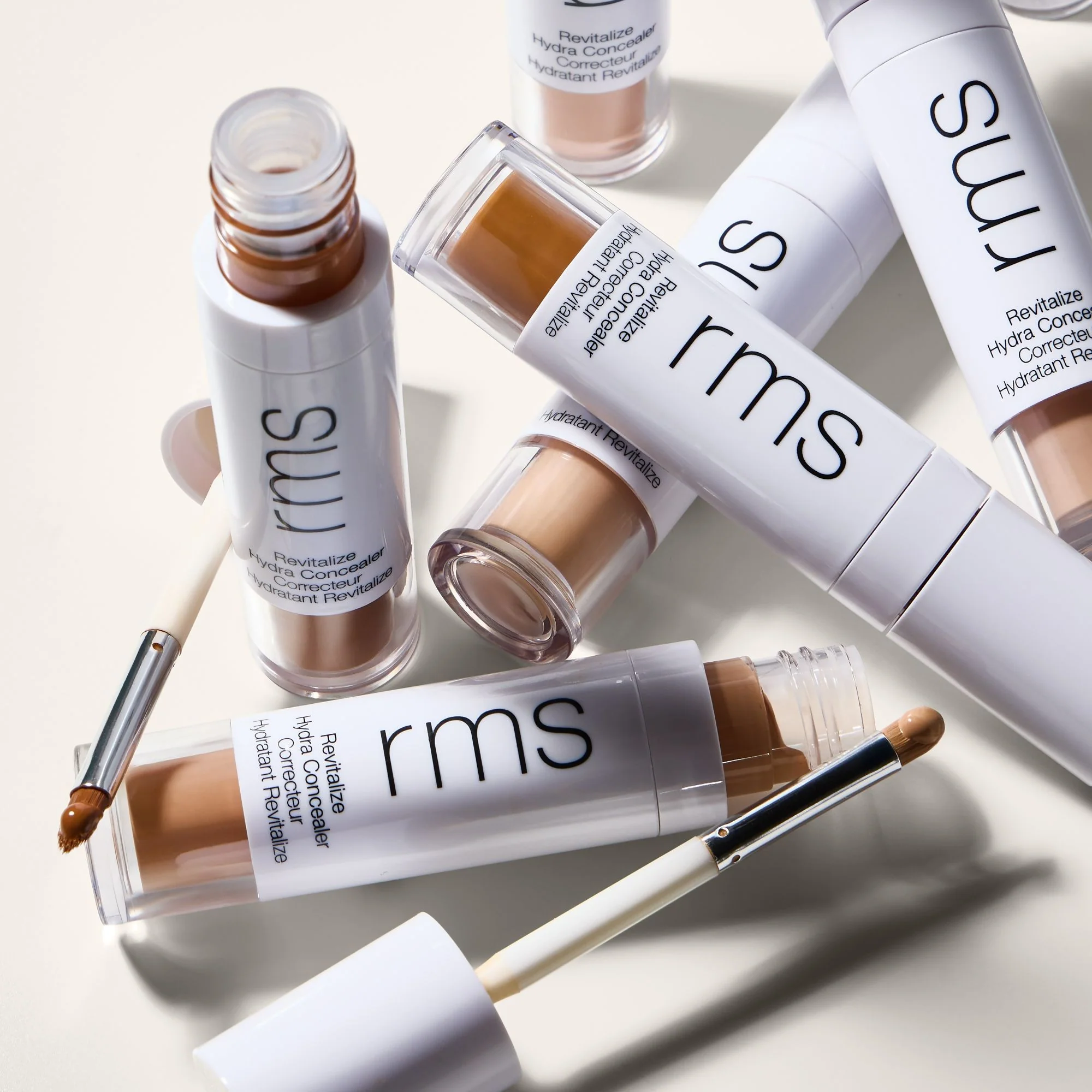 Revitalize Hydra Concealer - Image 8
