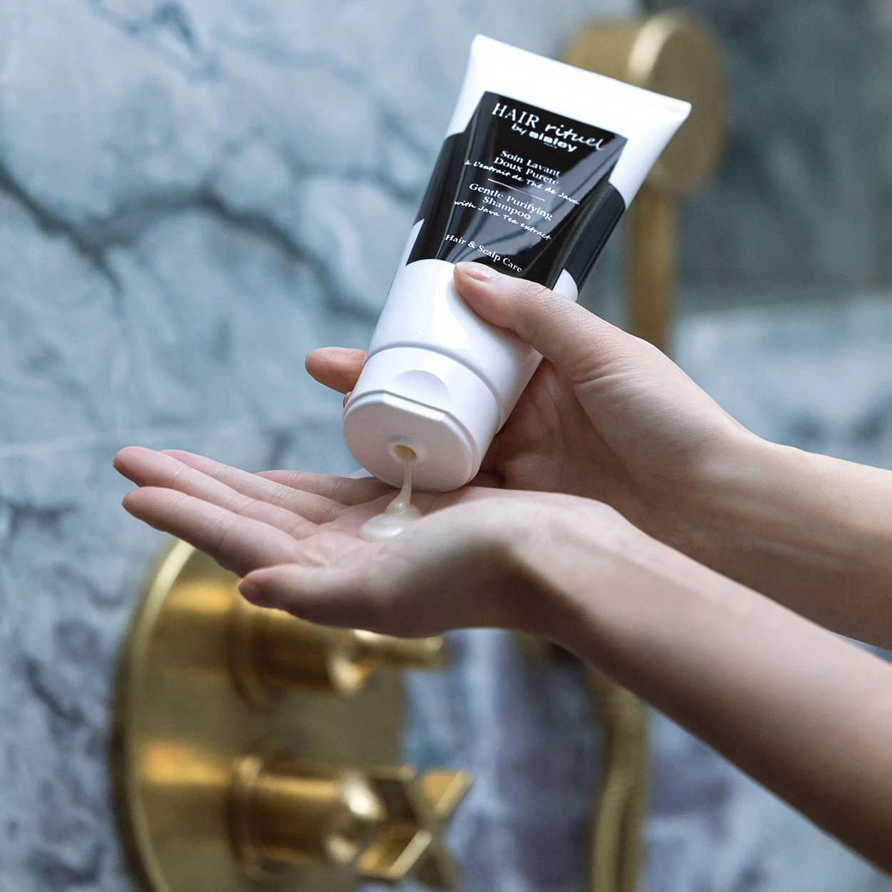 Gentle Purifying Shampoo - Image 8