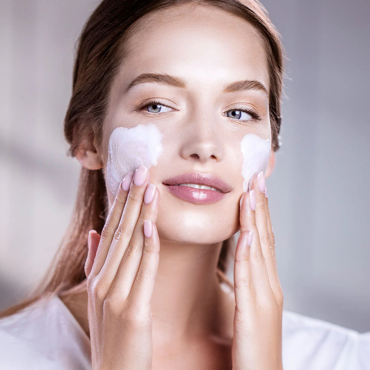 Phyto-Blanc La Mousse Brightening Cleansing Foam-in-Cream - Image 3