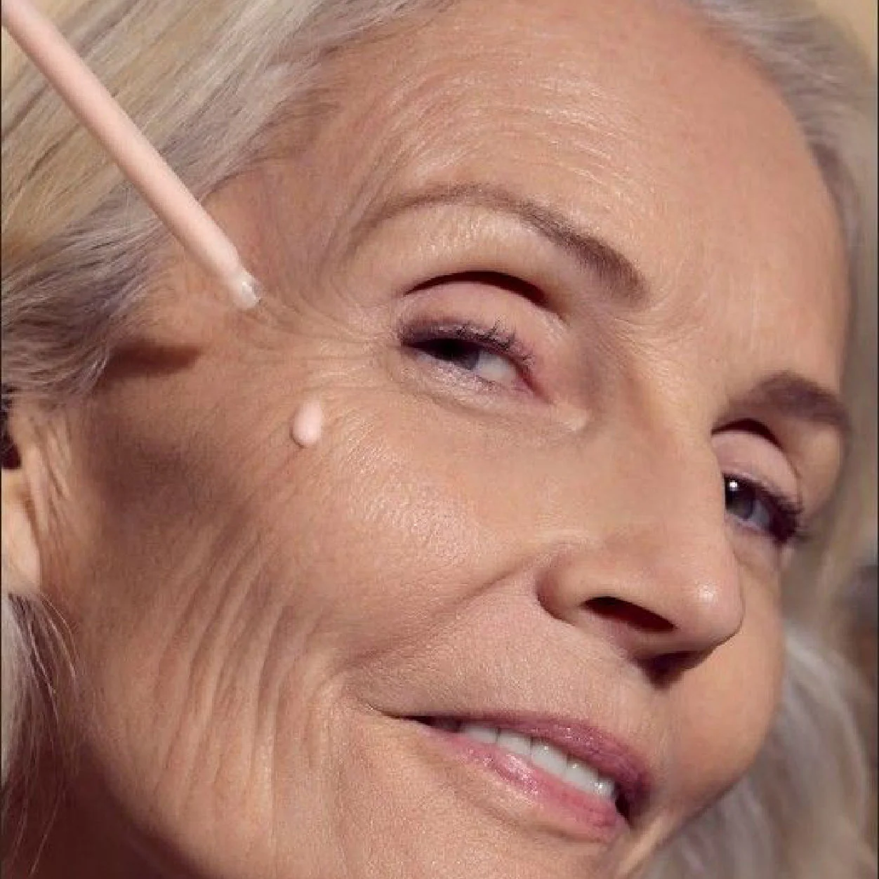 Sisleÿa L'Integral Anti-Age Longevity Essential Serum - Image 5