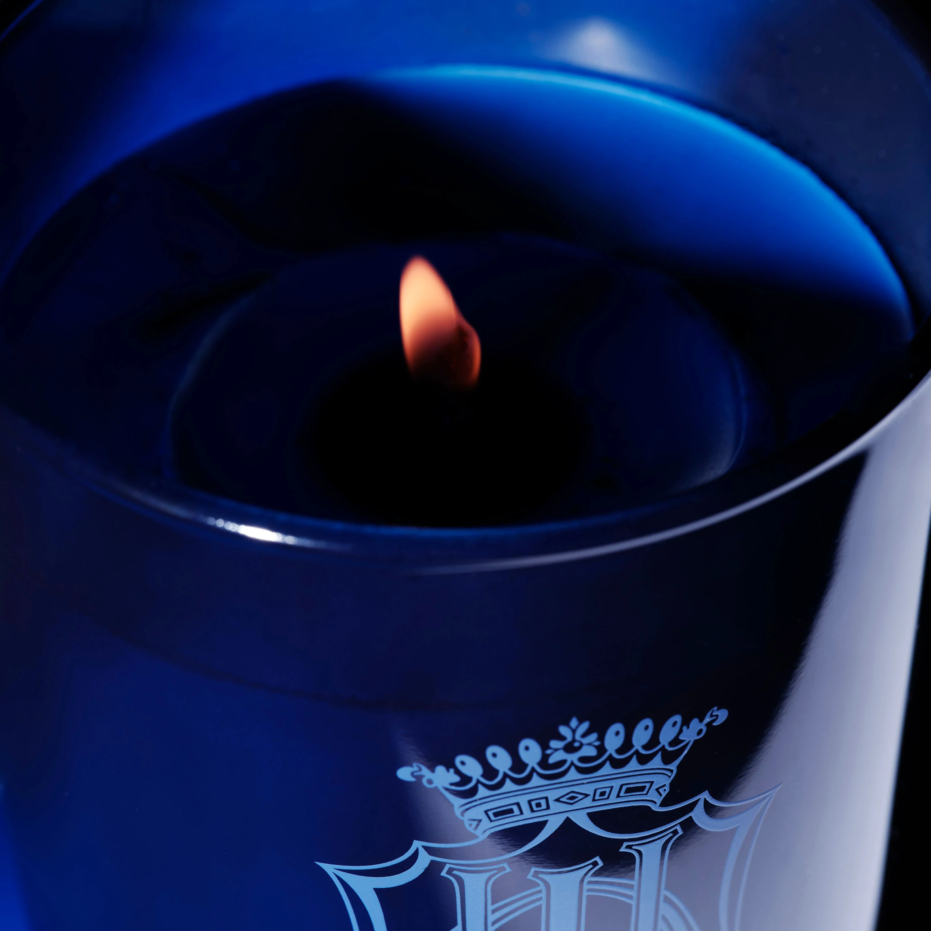 Tuberose Perfumed Candle - Image 7