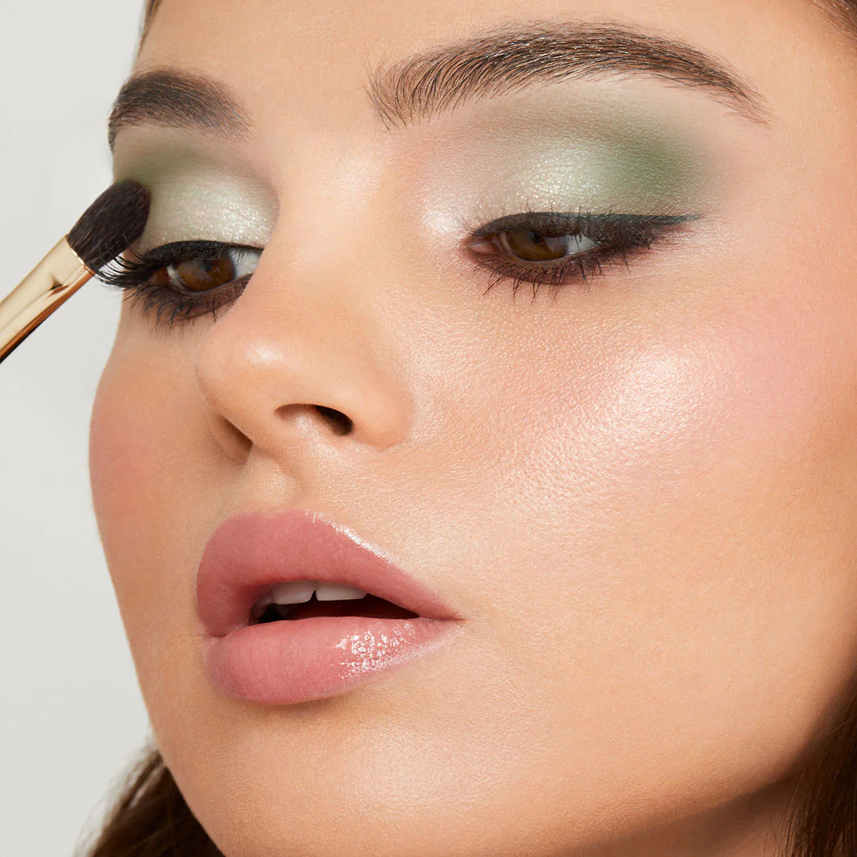 Classic Eye Shadow Refill - Image 10